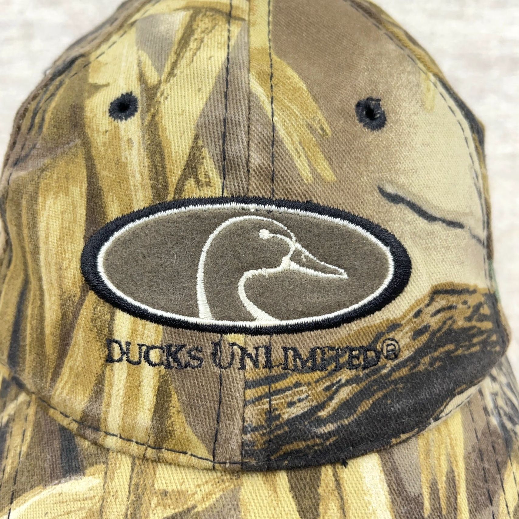 Vintage VINTAGE Ducks Unlimited Hat Cap Strap Back Camouflage Brown Men's Adult One Size Adjustable Outdoor USA 80s Retro Logo Hunting Nature Size ONE SIZE - 2 Thumbnail