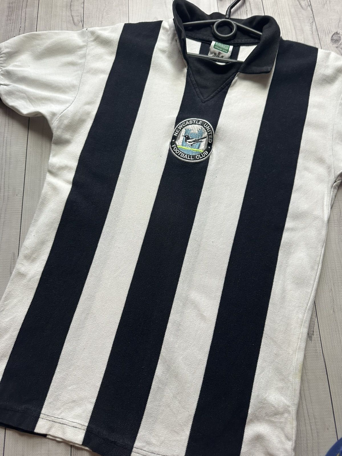 Vintage Vintage New Castle United Striped Jersey size S retro Size US S / EU 44-46 / 1 - 4 Thumbnail