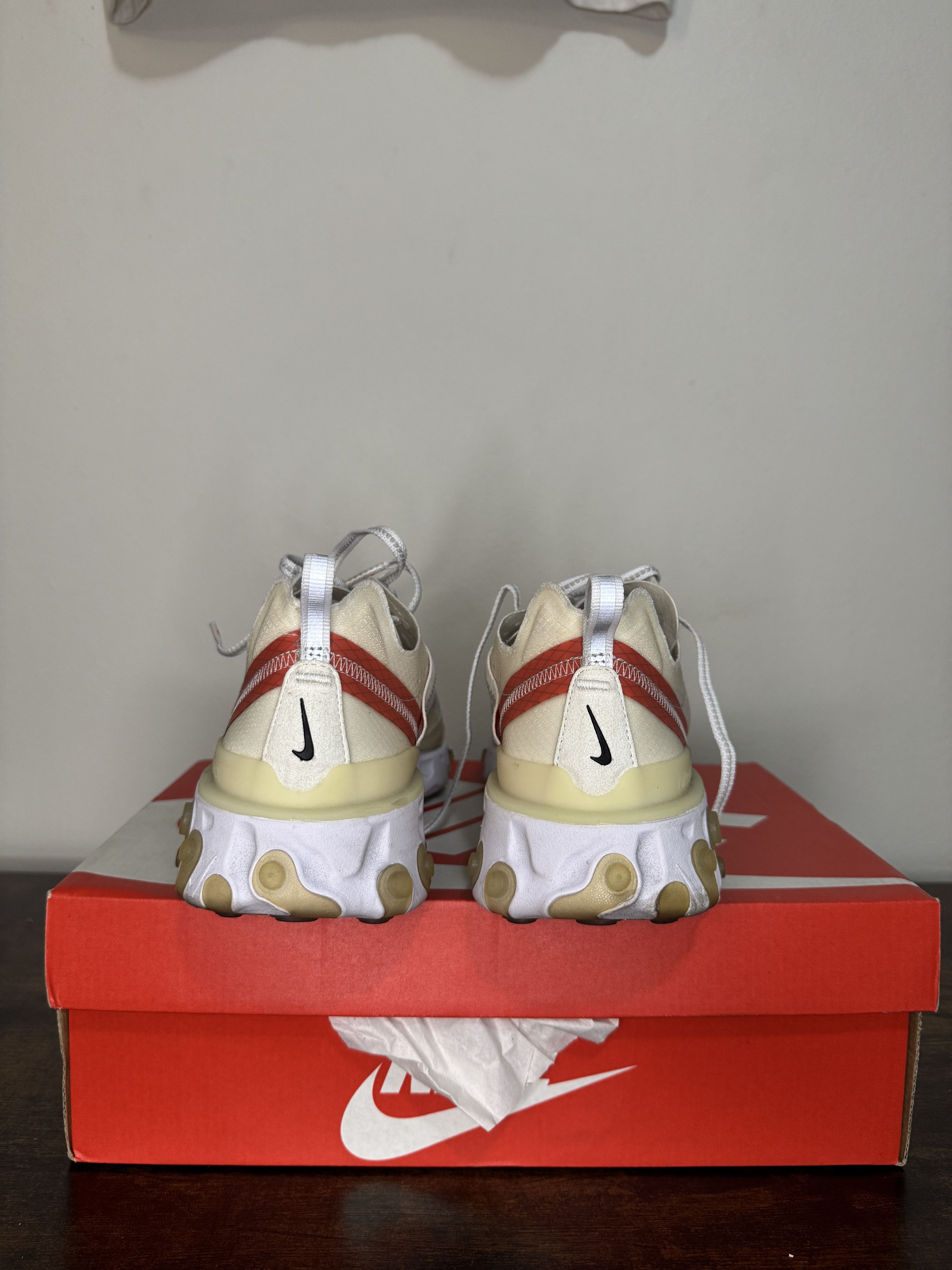 Nike Nike React Element 87 Sail Light Bone Size US 9 / EU 42 - 3 Thumbnail