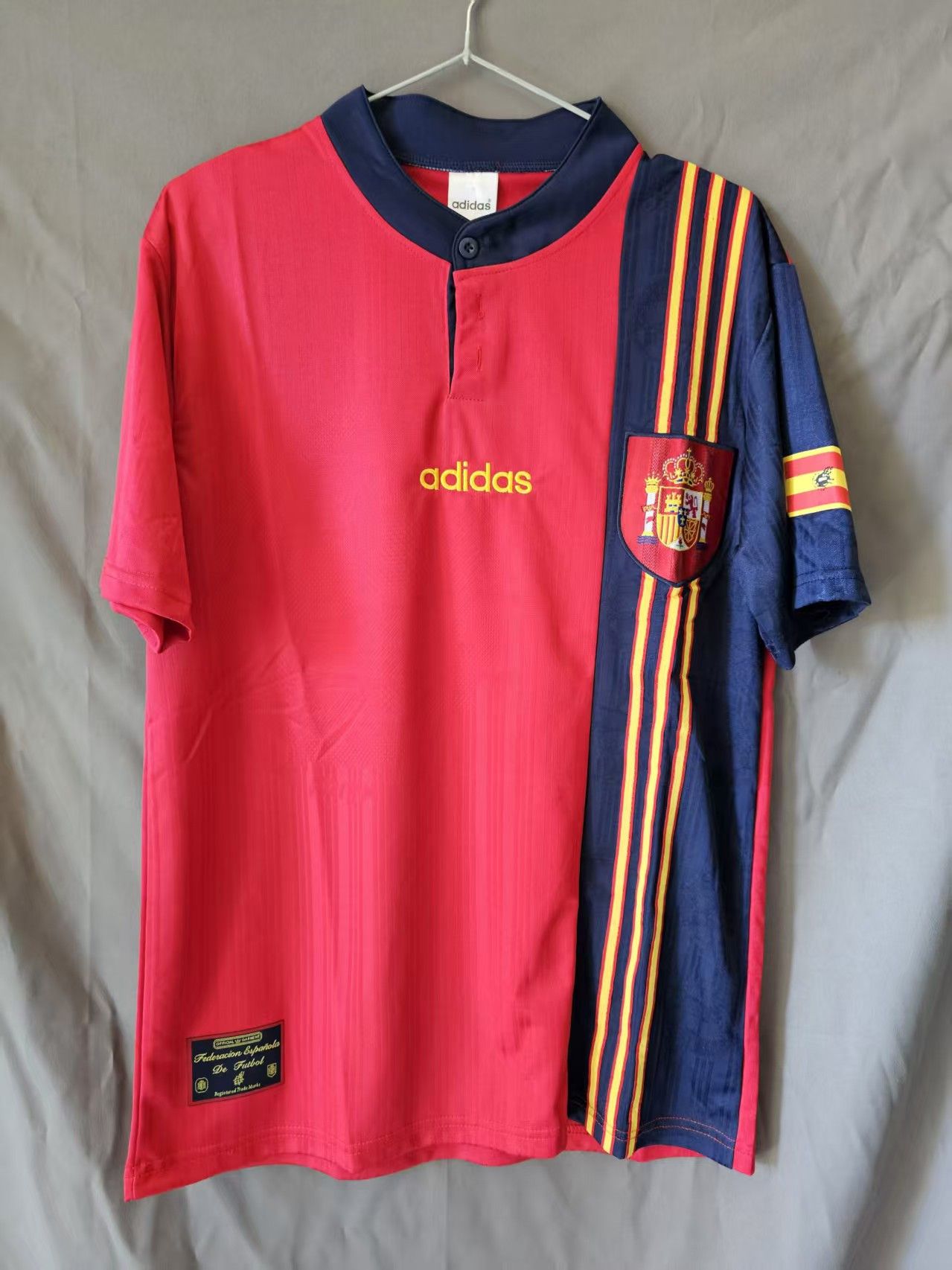 Other 1996 Spain Football Jersey Size US M / EU 48-50 / 2 - 1 Thumbnail