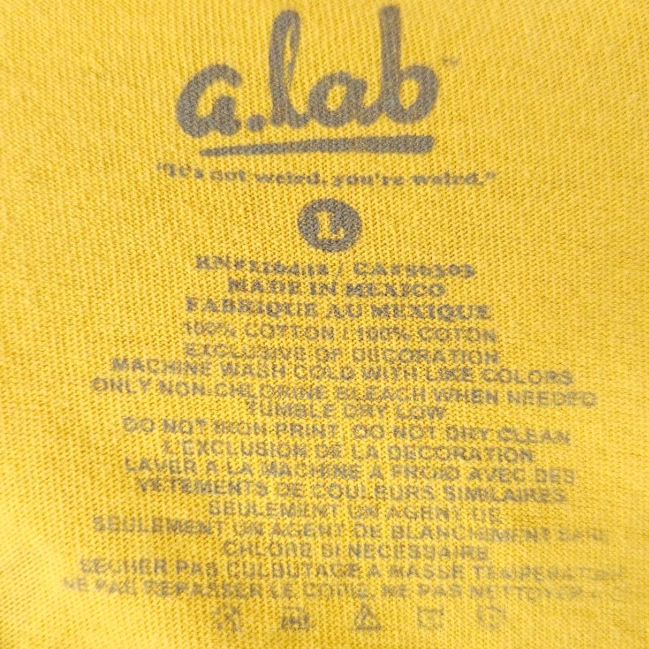 Vintage Rooster Skate Club T Shirt Mens Size Large Yellow Skater Chicken Streetwear Graphic Tee Size US L / EU 52-54 / 3 - 7 Thumbnail