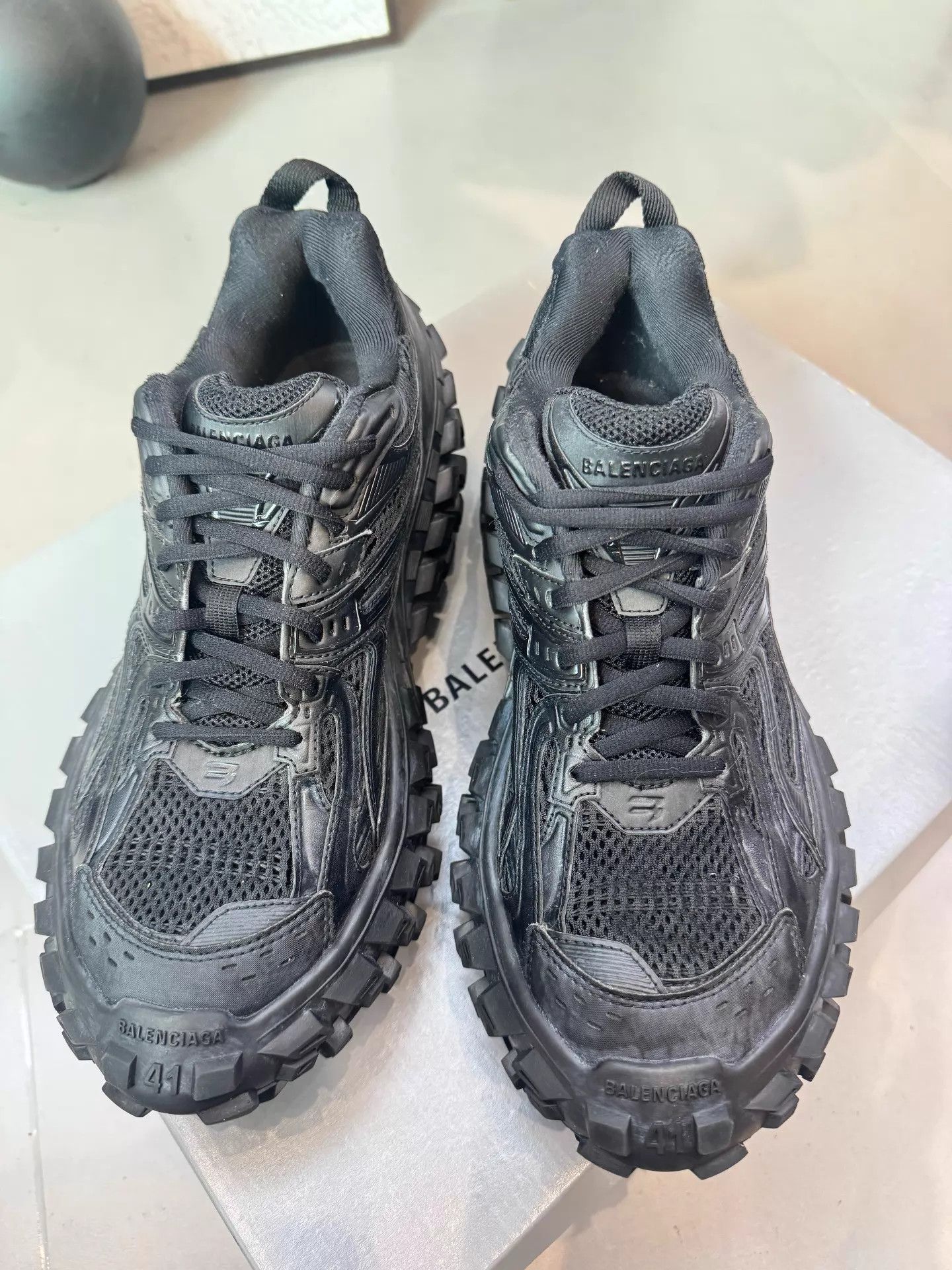 Balenciaga Balenciaga Defender Black 41 distressed mint Size US 8 / EU 41 - 2 Thumbnail