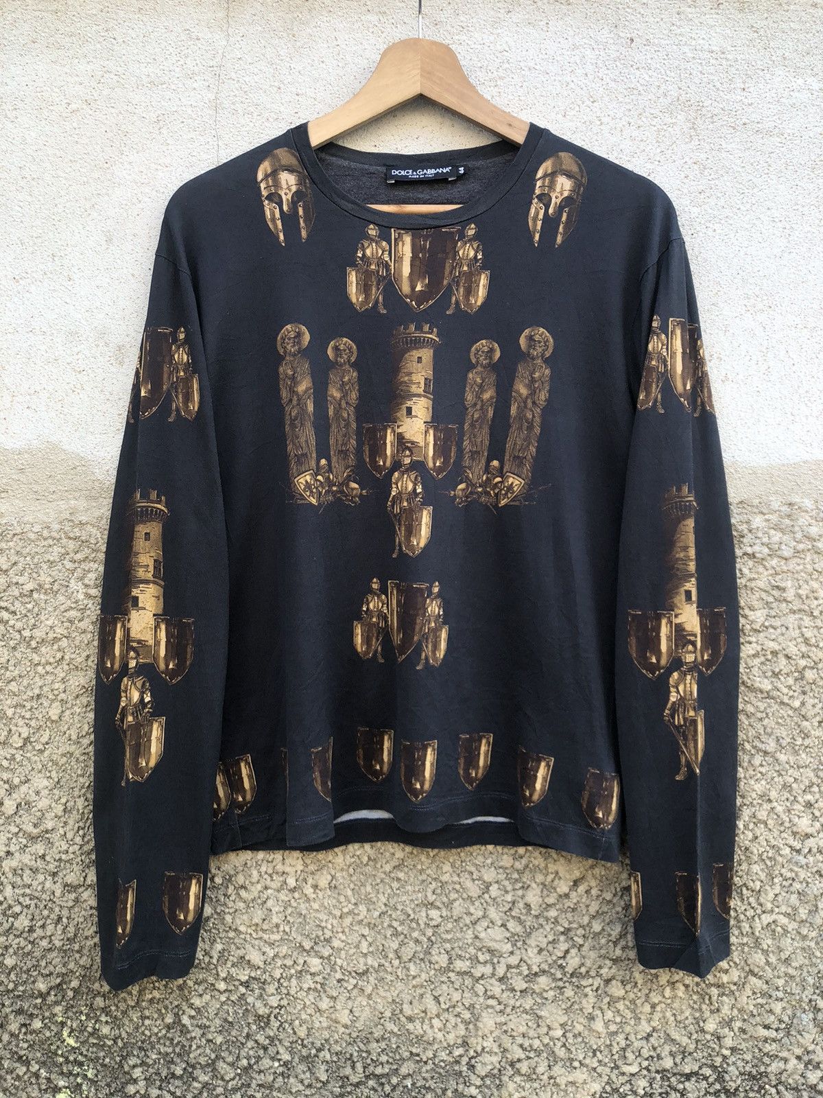 Dolce & Gabbana D&G Dolce and Gabbana Knights Armor LongSleeve Tee Size S / US 4 / IT 40 - 1 Thumbnail