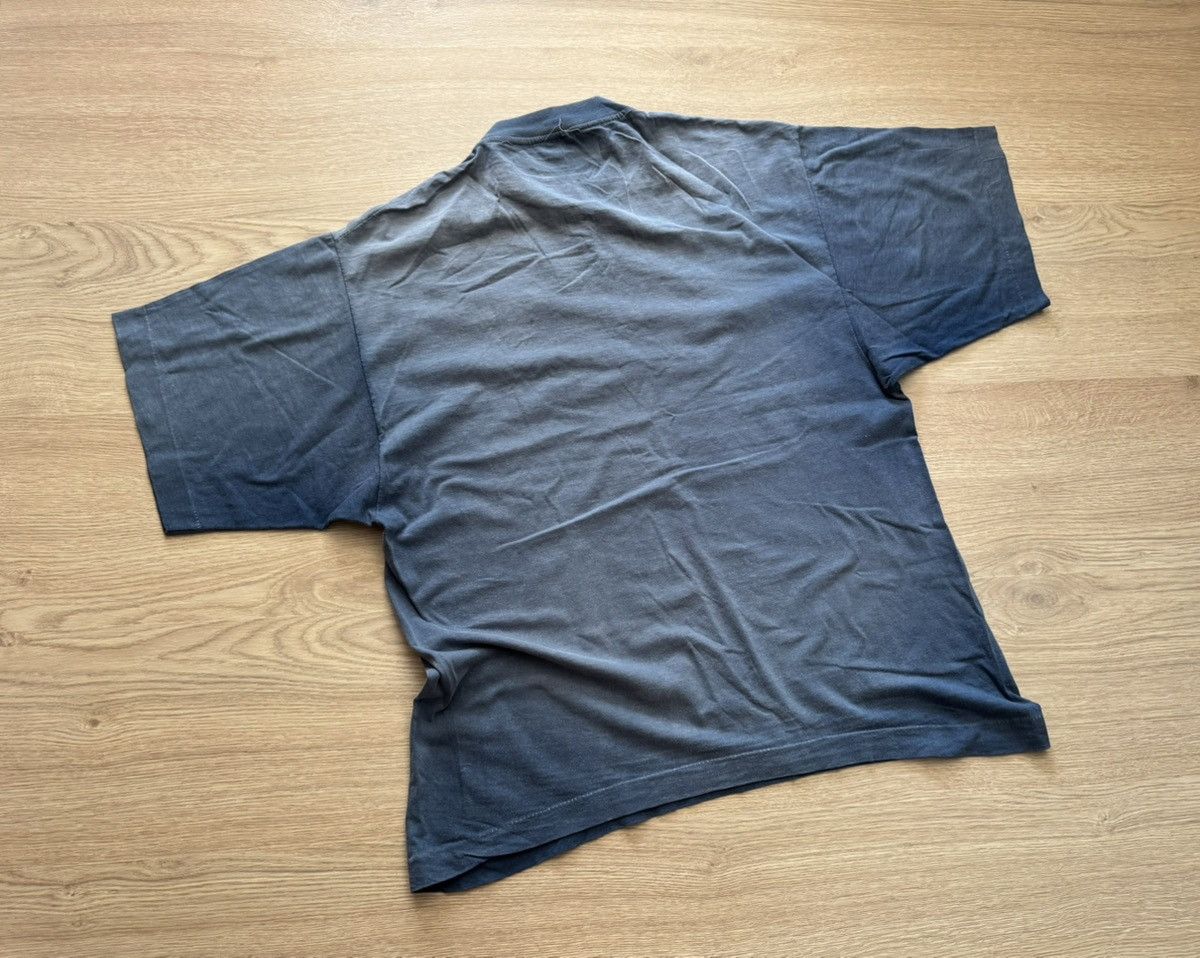 Vintage Vintage Gokyo Peak Hamche Sunfaded Sherpa Distressed TShirt Size US M / EU 48-50 / 2 - 7 Thumbnail