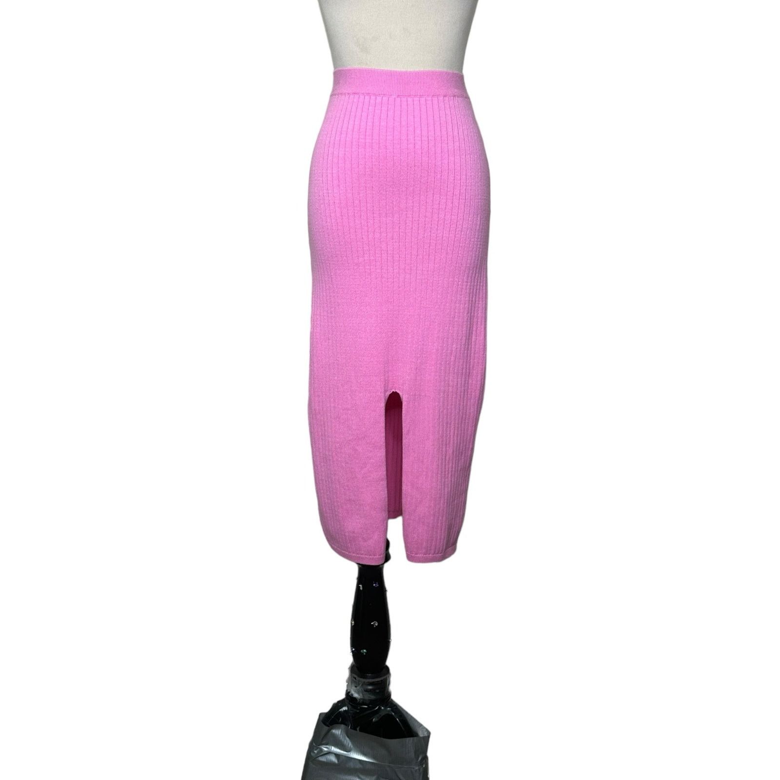 Free People Free People pink knit front slit midi pull on skirt size XS Size 26" / US 2 / IT 38 - 1 Thumbnail