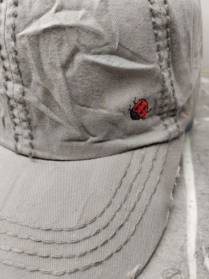 Vintage Vintage Ladybirds Distressed Style Cap Hat Size ONE SIZE - 3 Thumbnail