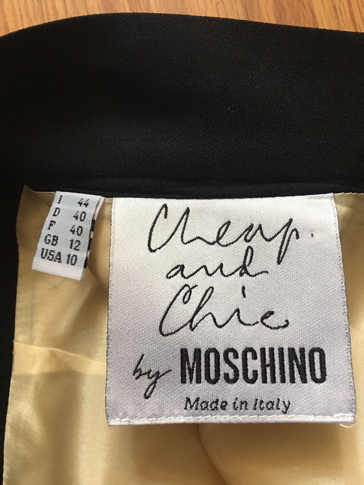 Moschino × Vintage Vintage 90s MOSCHINO Cheap Chic Puzzle Skirt EU40 US10 Size 30" / US 8 / IT 44 - 9 Thumbnail