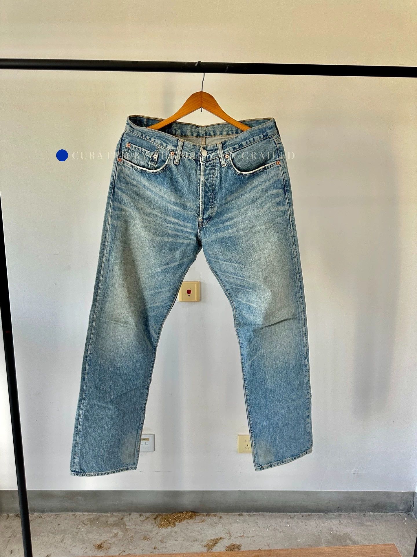 Levi's Classic Blue Denim 501s in Size 32 Size US 32 / EU 48 - 1 Thumbnail