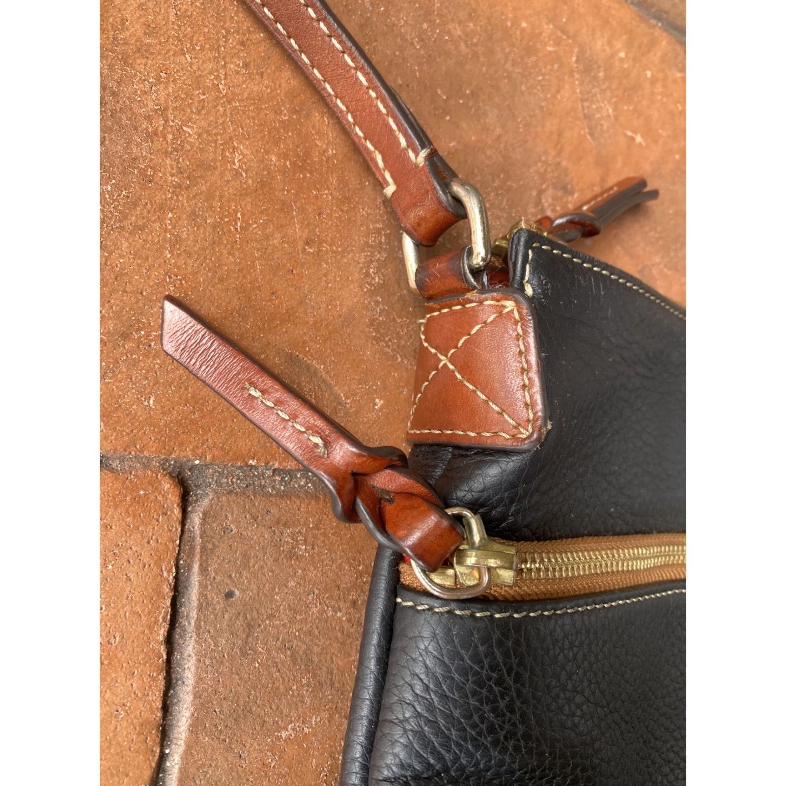Dooney & Bourke Dooney & Bourke Black Leather Pebble Grain Tote Crossbody Shoulder Bag Womens Medium Pebble Grain Tammy Tote Size ONE SIZE - 5 Thumbnail