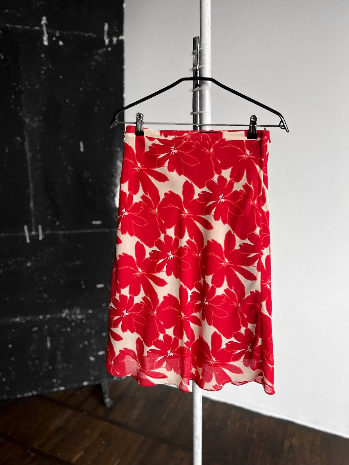 H&M × Vintage H&M Womens Vintage Cute Floral Knee-Length Skirt Size 28" / US 6 / IT 42 - 1 Thumbnail