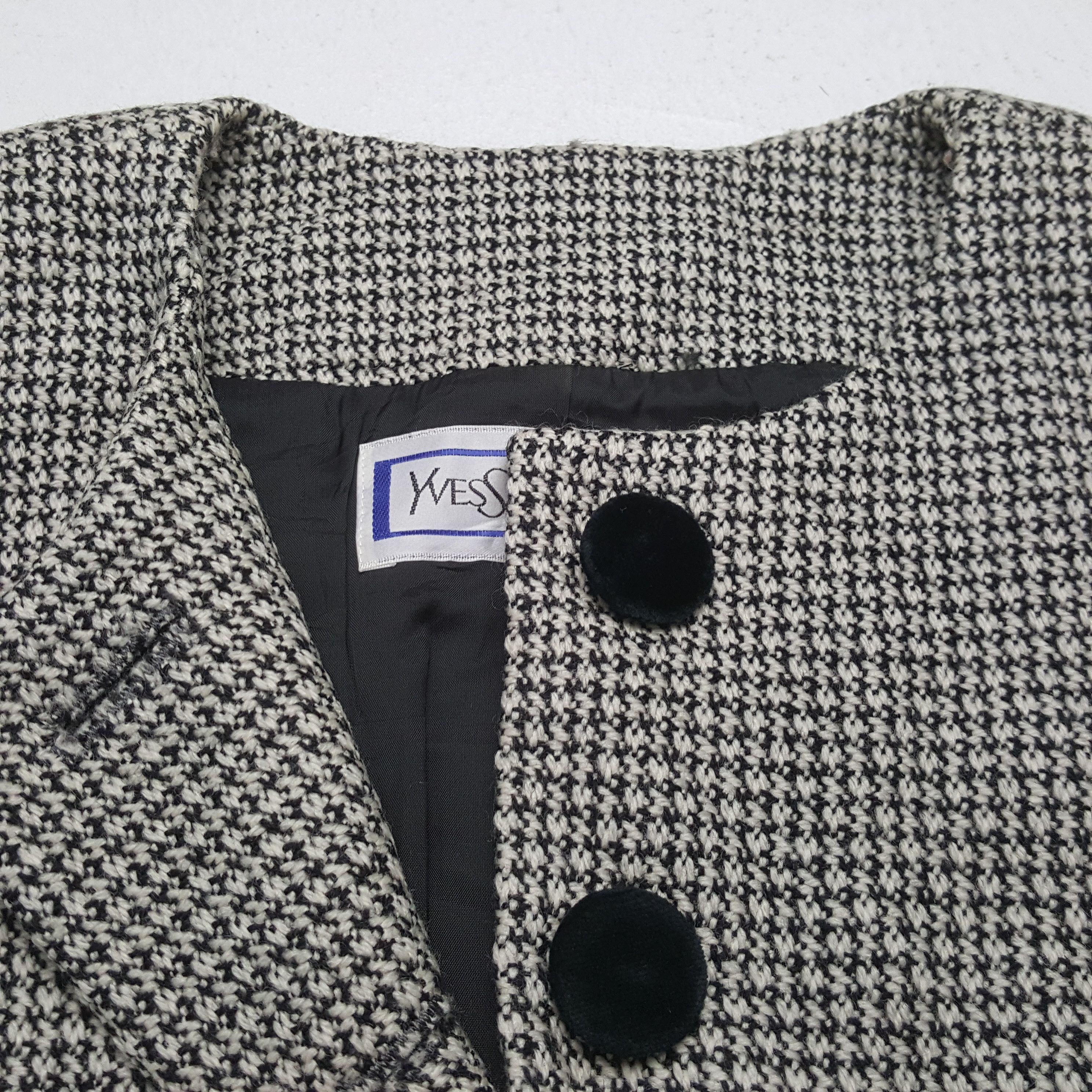 Yves Saint Laurent Vintage Yves Saint Laurent Italian Brand Jacket C324N1 Size S / US 4 / IT 40 - 5 Thumbnail