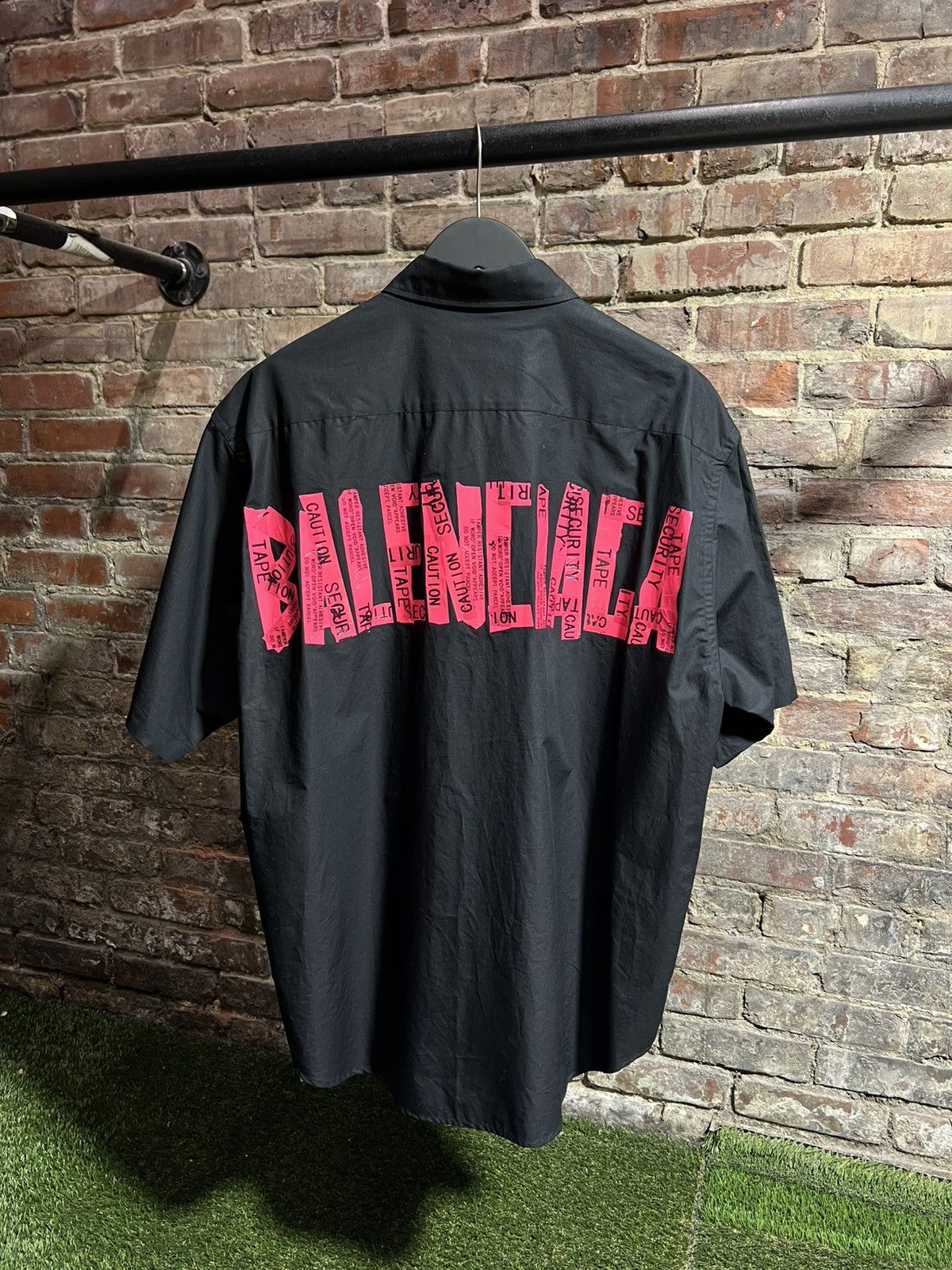Balenciaga Balenciaga Tape Logo Button Up Size US L / EU 52-54 / 3 - 1 Thumbnail