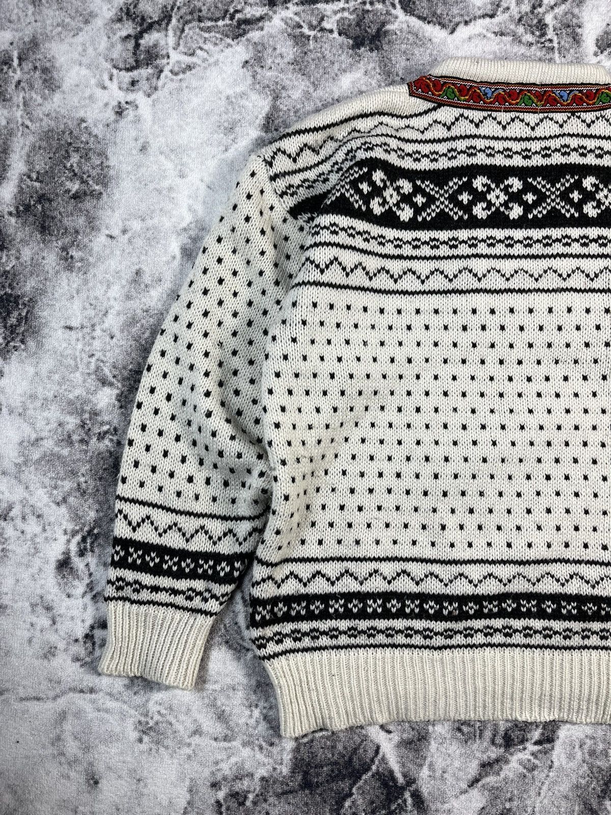 Vintage Norwegian Wool Knit Sweater Traditional Nordic Design XL XXL Size US XL / EU 56 / 4 - 15 Thumbnail