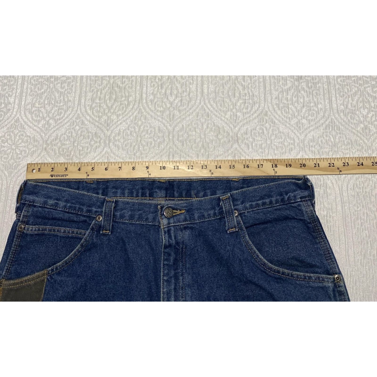 Wrangler VINTAGE Wrangler RIGGS Workwear Jeans Men’s 40x34 Blue Straight Leg Carpenter Denim 5-Pocket Cargo Pocket Hammer Loop Mens Size US 40 / EU 56 - 5 Thumbnail