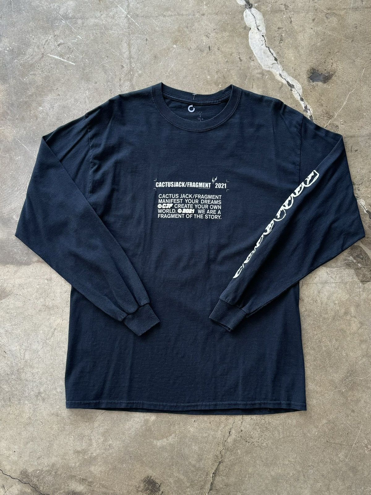 Travis Scott Travis Scott x Fragment LS Tee sz. Medium Size US M / EU 48-50 / 2 - 2 Thumbnail