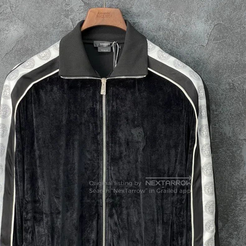 Versace Versace Velvet paneled sleeves Medusa avatar coat Size US XL / EU 56 / 4 - 3 Thumbnail