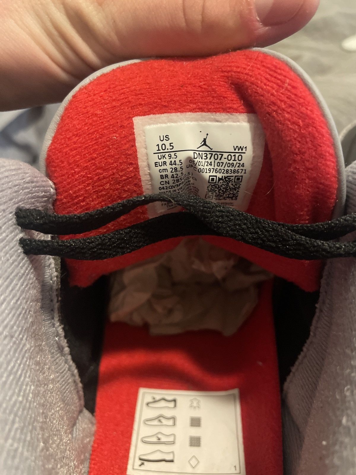 Jordan Brand Jordan 3 Black Cement (2024) Size US 10.5 / EU 43-44 - 8 Thumbnail
