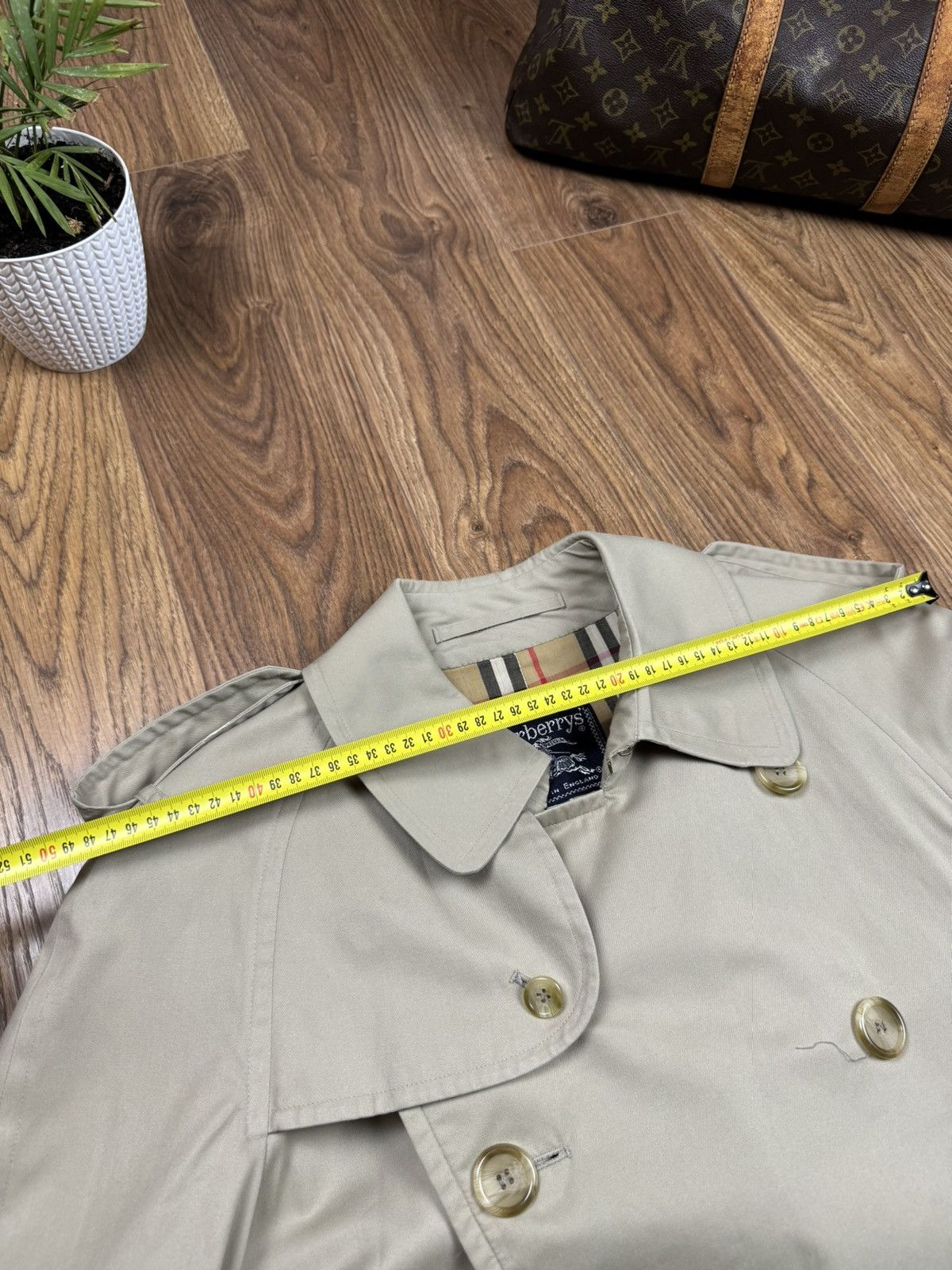 Burberry Vintage trench coat Burberry original luxury streetwear item Size M / US 6-8 / IT 42-44 - 8 Thumbnail