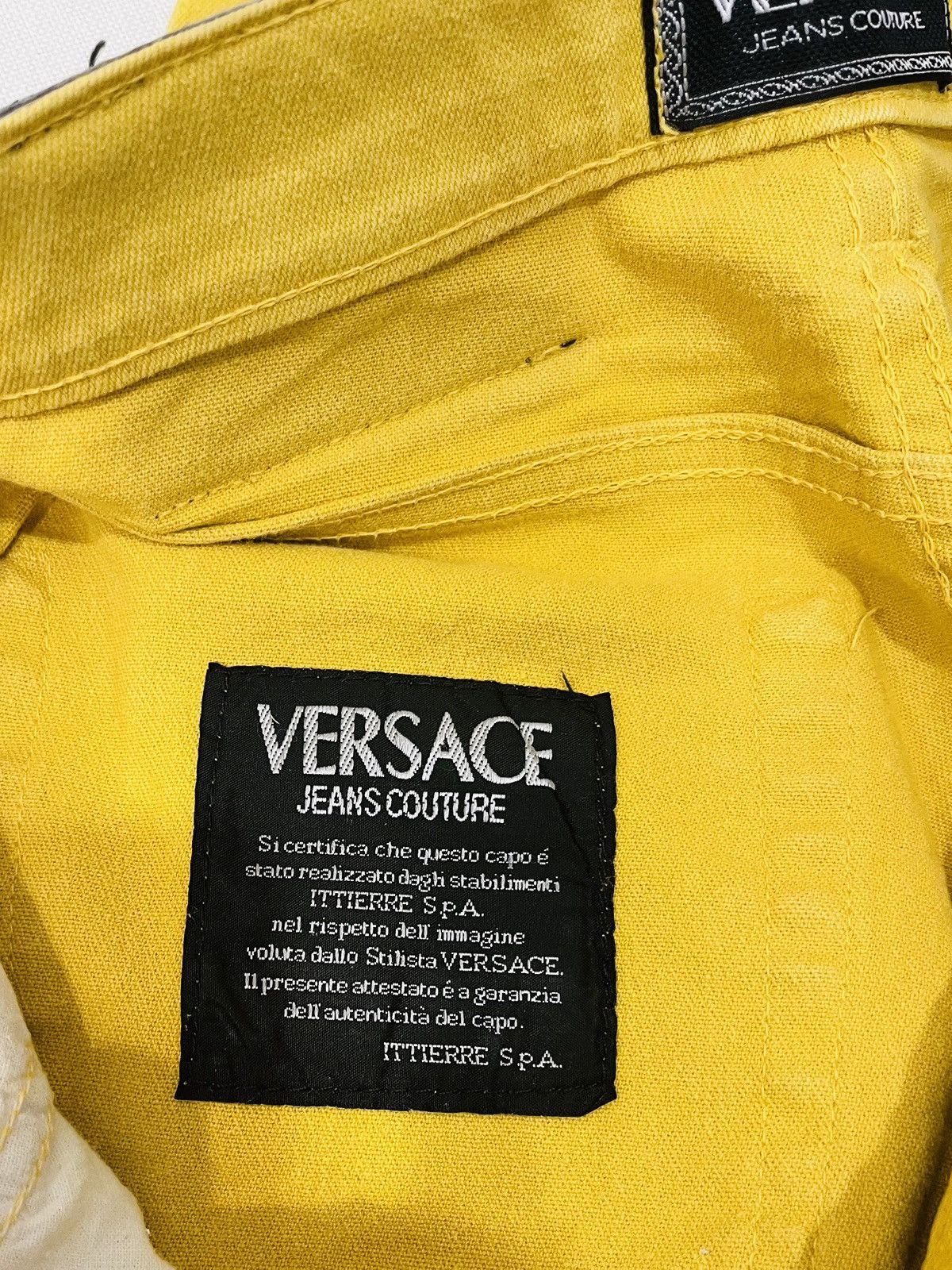 Versace Jeans Couture VERSACE Jeans Couture Vintage Yellow Straight Leg Jeans Size 26" / US 2 / IT 38 - 12 Thumbnail
