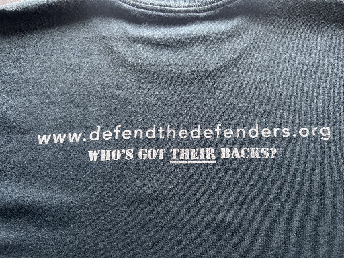 Other × Vintage Defend The Defender : Who Got Their Back Size US L / EU 52-54 / 3 - 8 Thumbnail