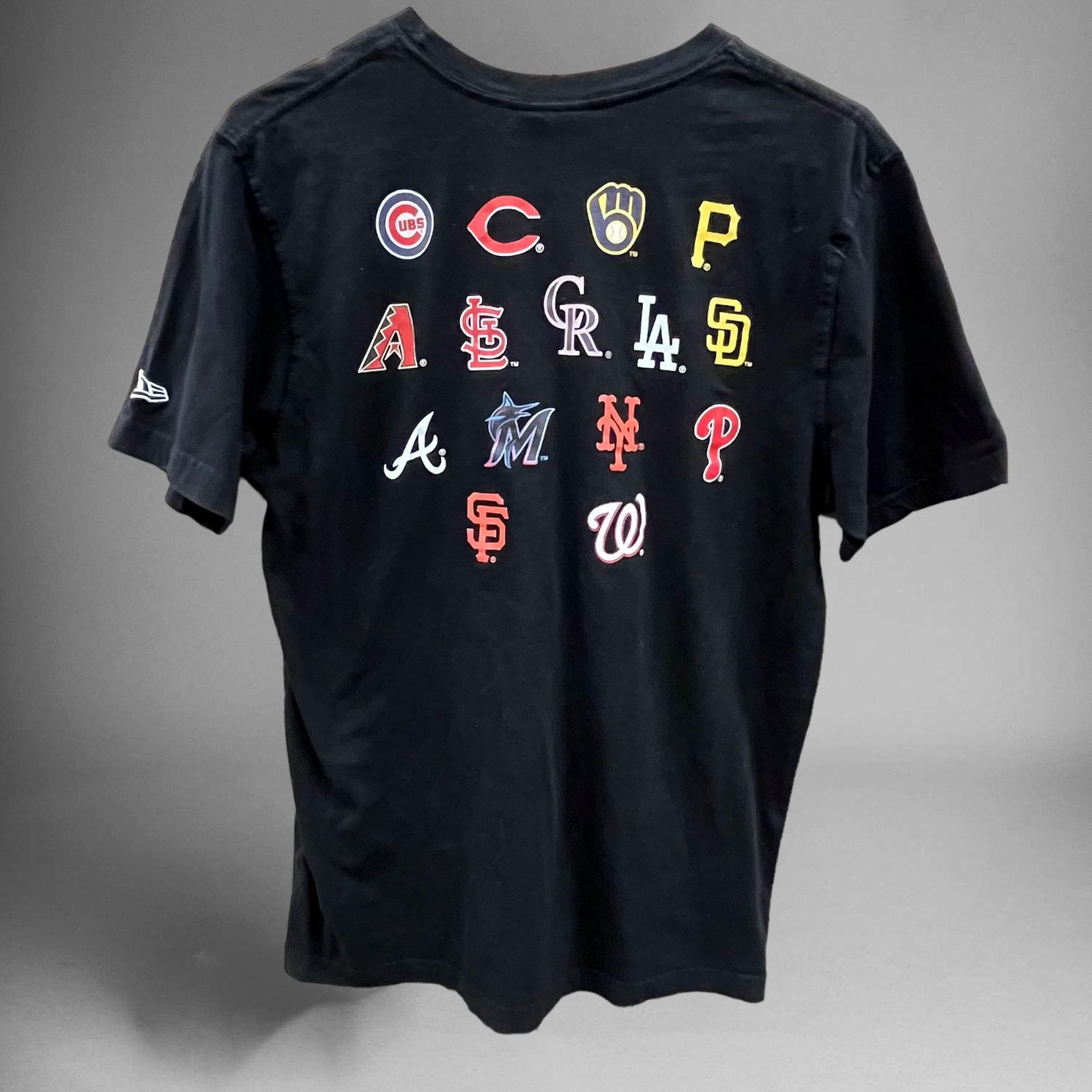 New Era New Era MLB Baseball Logos All Over Print Shirt E-06 Size US S / EU 44-46 / 1 - 3 Thumbnail