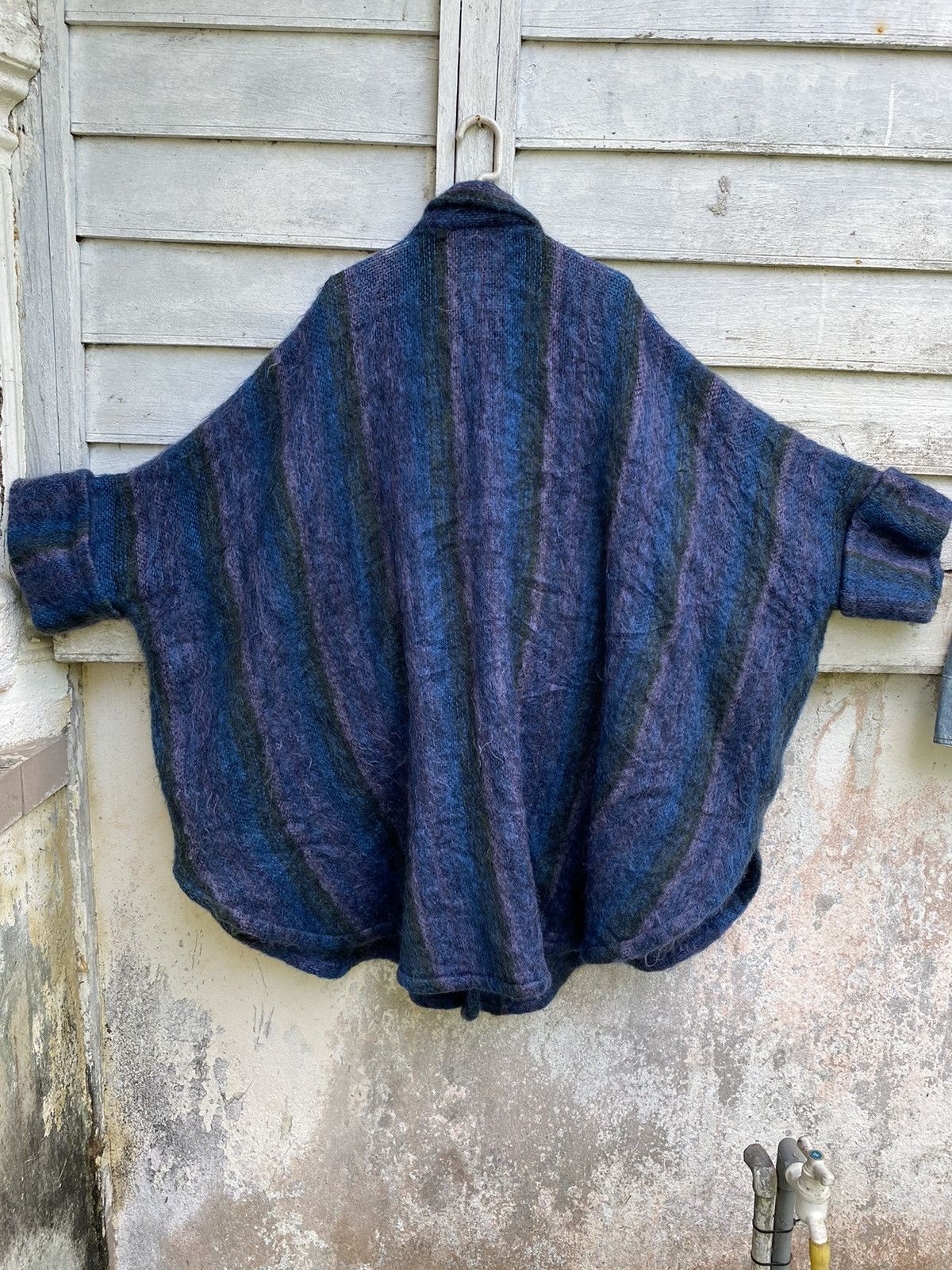 Donegal Tweed Donegal Design Handwoven Mohair Shawl Strap Poncho Size US L / EU 52-54 / 3 - 5 Thumbnail