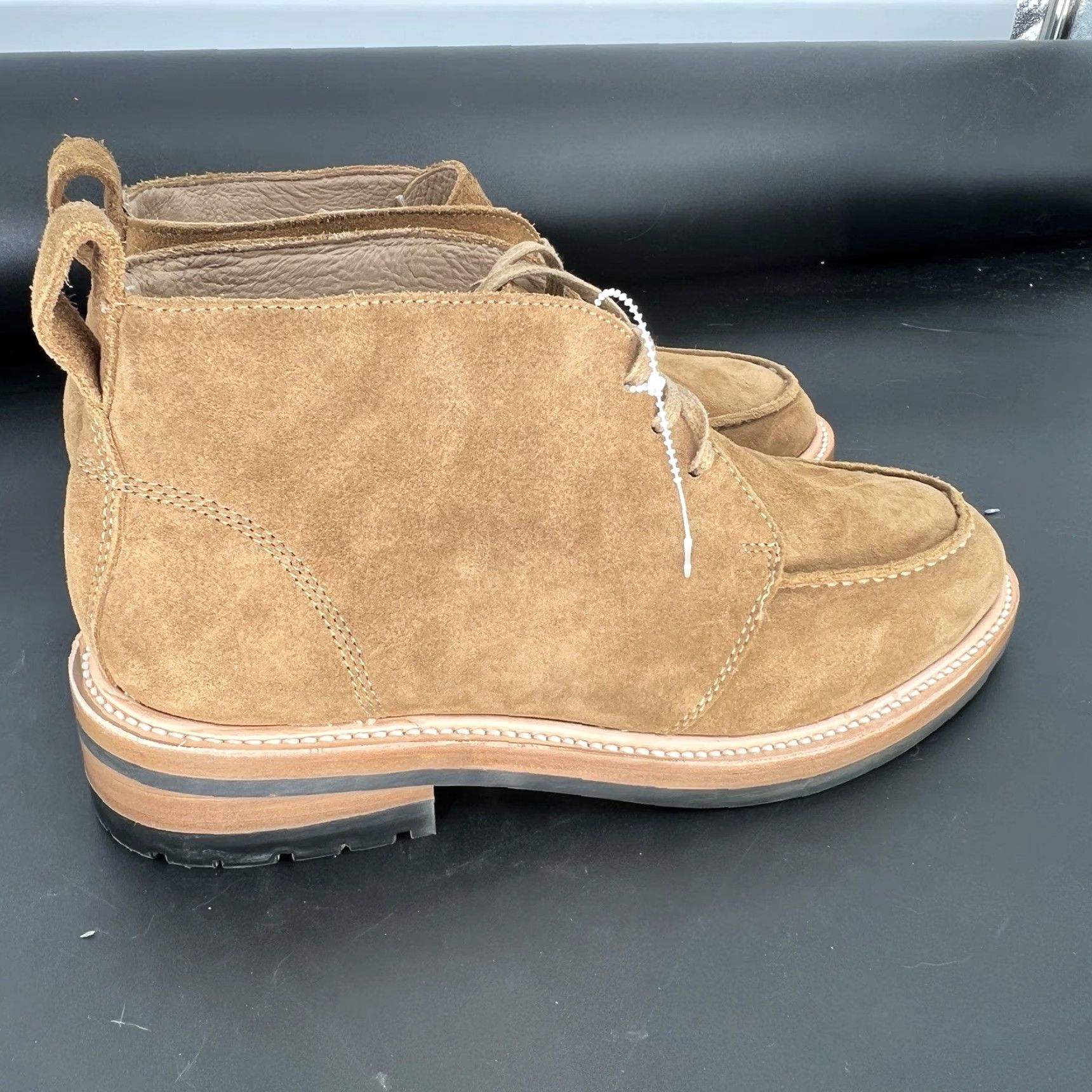 Taylor Stitch VINTAGE Taylor Stitch The Forester Chukka Boot Mens 9.5 Mushroom Brown Suede Beige Optional: New w/o box Size US 10 / EU 43 - 3 Thumbnail
