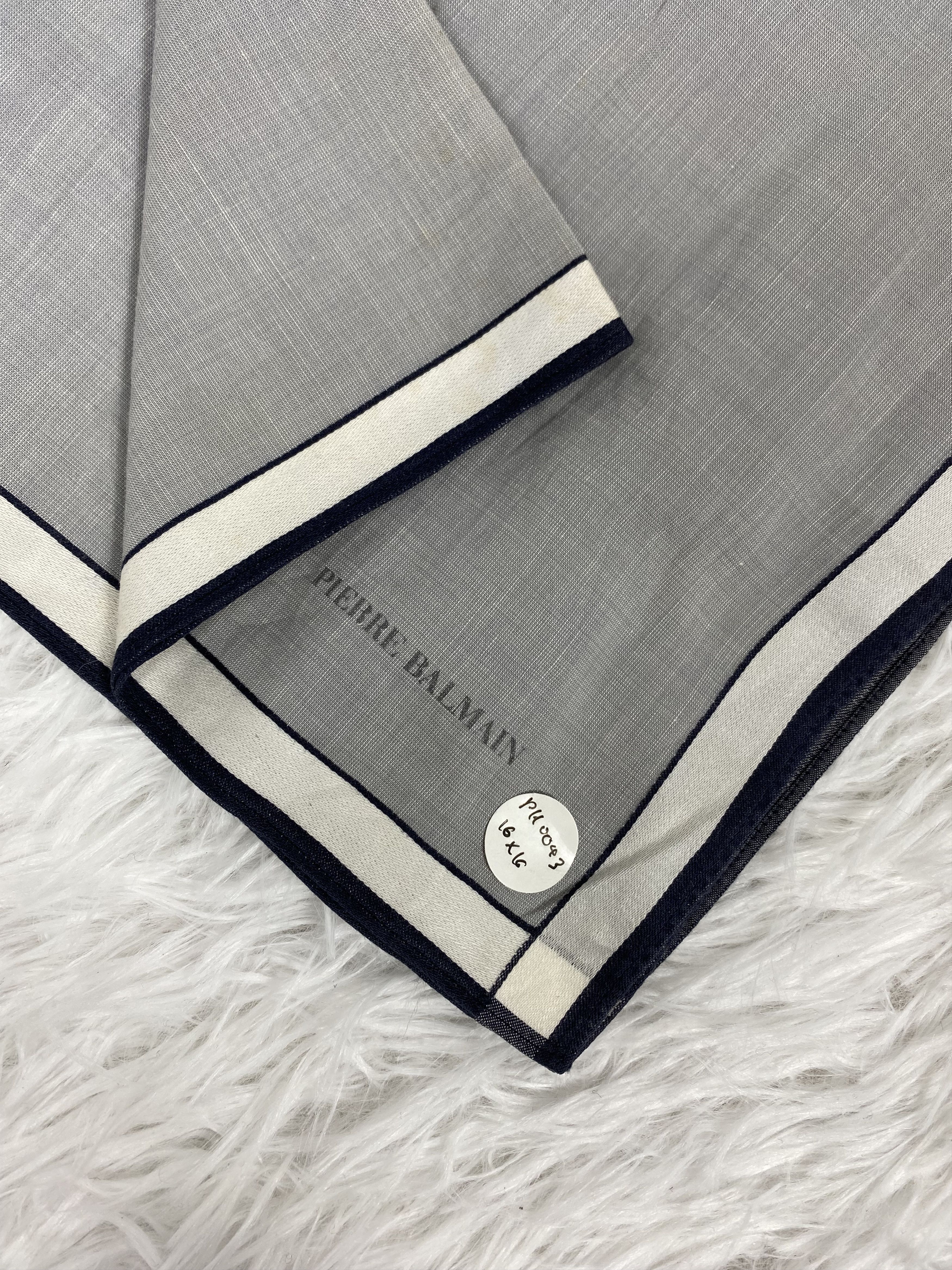 Pierre Balmain Vintage Pierre Balmain Handkerchief PH0043 Size ONE SIZE - 2 Thumbnail