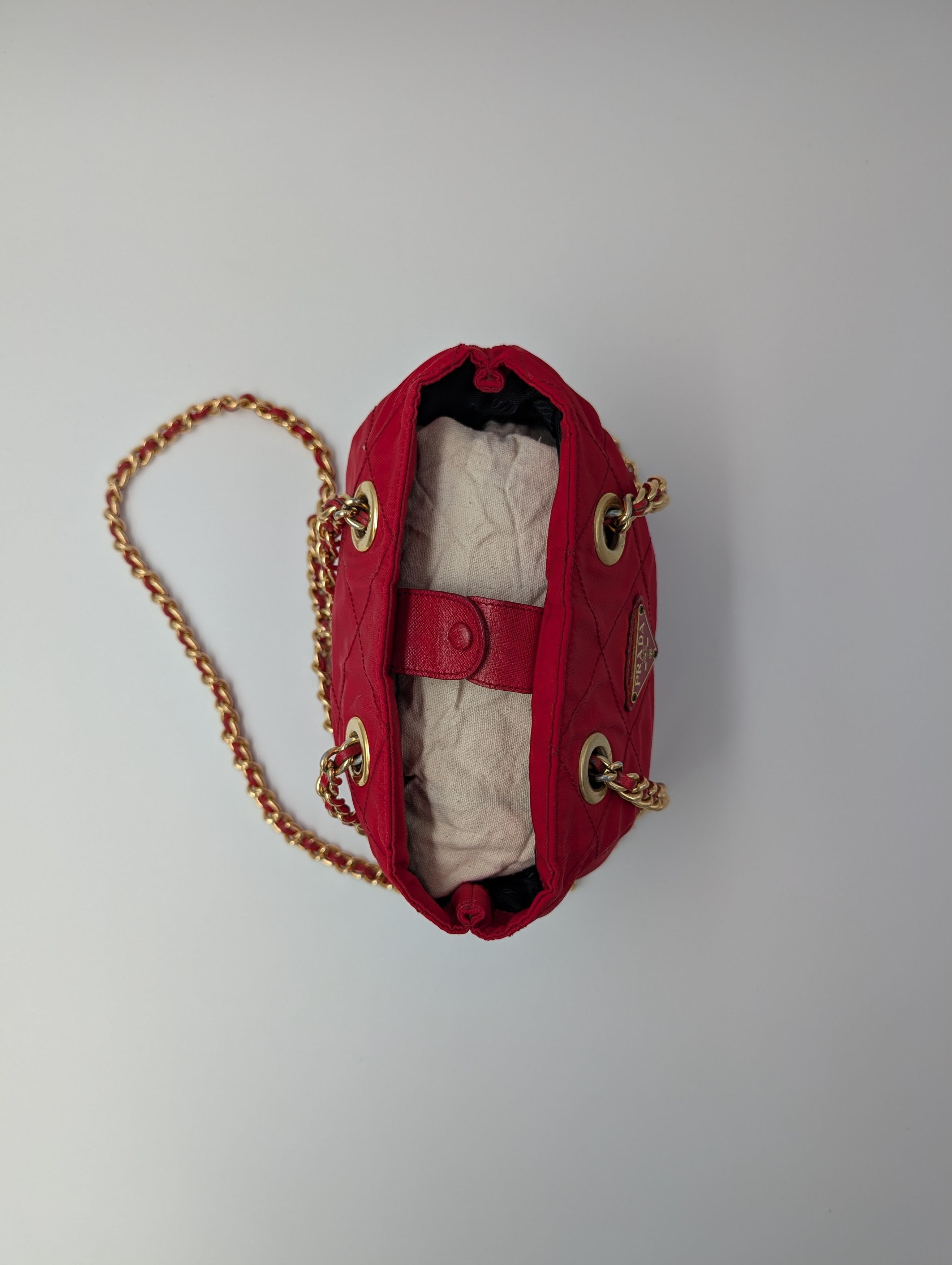Prada Red Quilted Nylon Chain Shoulder Bag Size ONE SIZE - 7 Thumbnail