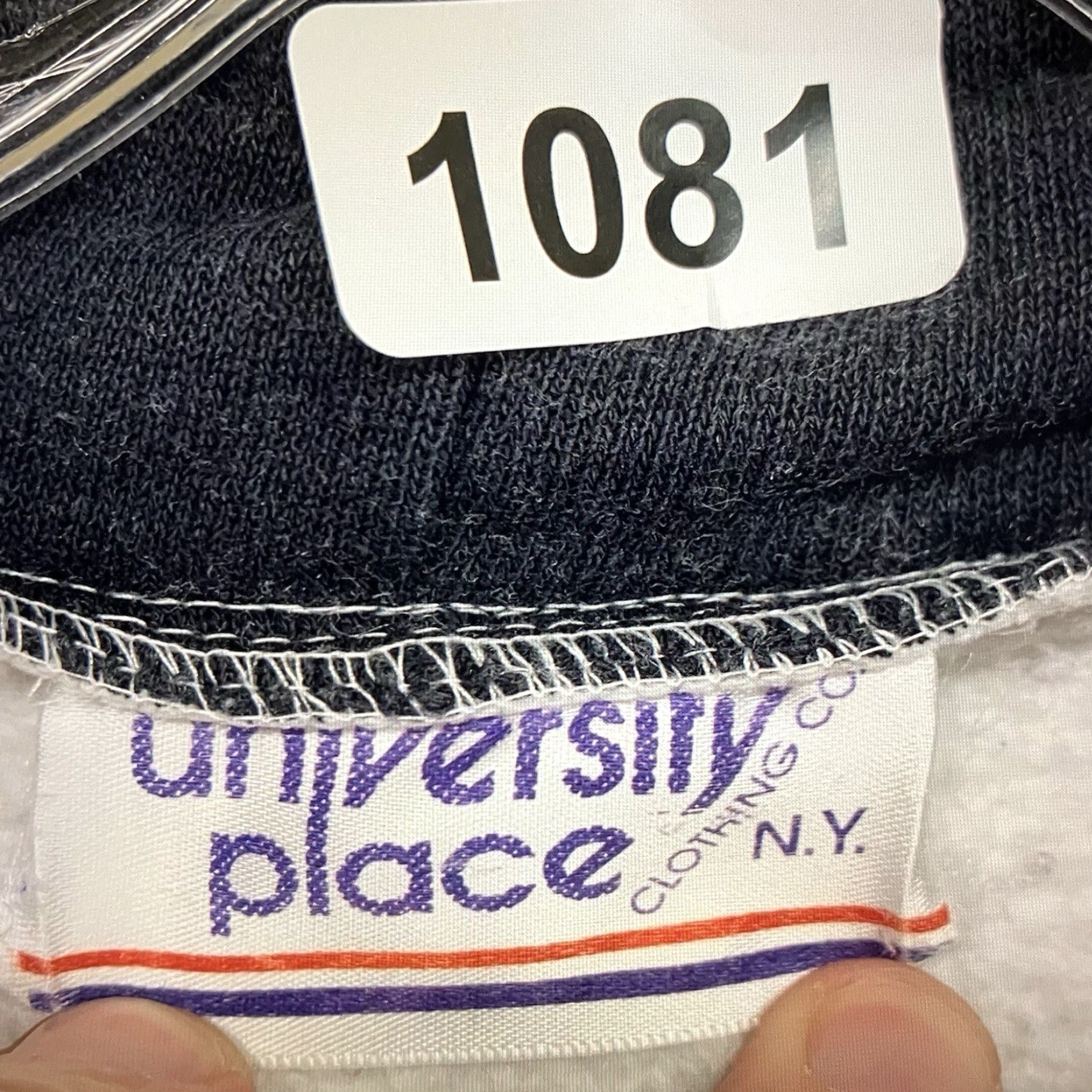 Vintage VINTAGE University Place Universal Studios Sweatshirt Henley Men Medium Gray 80s 90s Hollywood Movie Graphic Size US M / EU 48-50 / 2 - 3 Thumbnail
