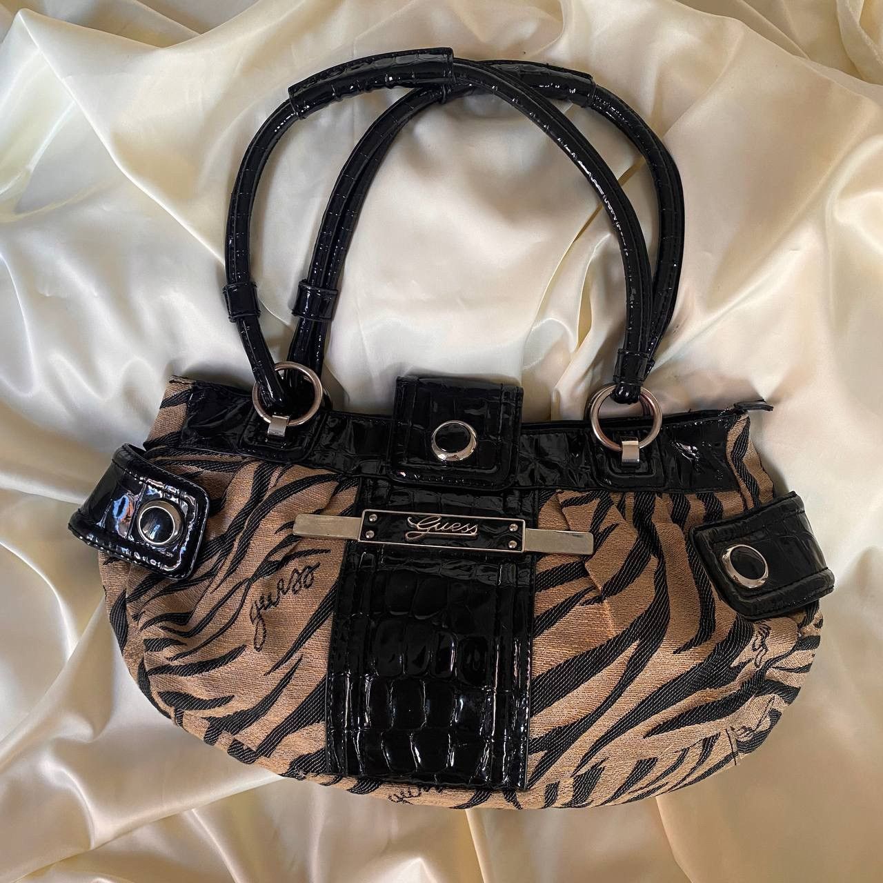 Guess Vintage Guess zebra patterned tote shoulder bag Size ONE SIZE - 2 Thumbnail