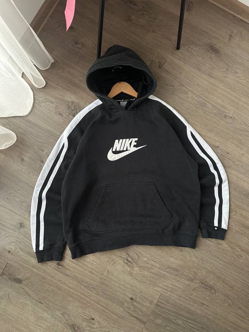 Nike × Vintage Vintage Nike Black Center Logo Hoodie Size US XL / EU 56 / 4 - 2 Thumbnail