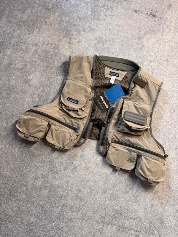 Patagonia Patagonia Fishing Vest Vintage Brand New Size US L / EU 52-54 / 3 - 2 Thumbnail