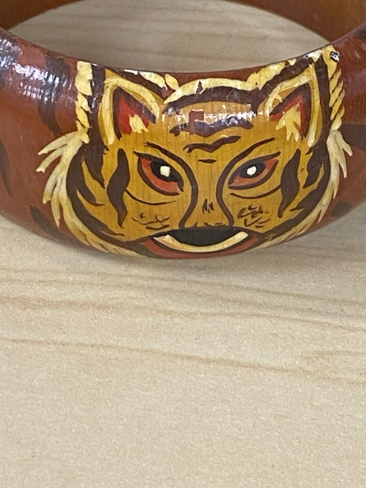 The Unbranded Brand Vintage Wood Bengal Tiger Bangle Bracelet Hand painted Size ONE SIZE - 3 Thumbnail