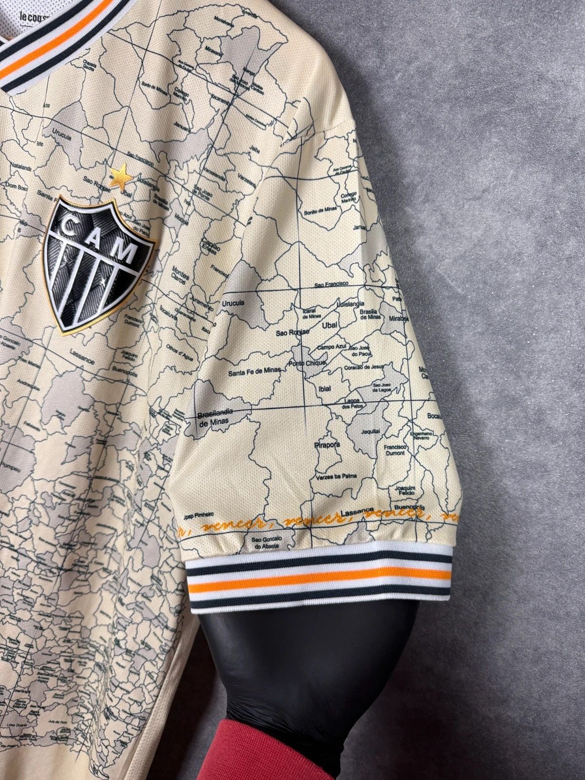Le Coq Sportif Le Coq Sportif Atletico Mineiro Map Print T-Shirt Size US XL / EU 56 / 4 - 9 Thumbnail
