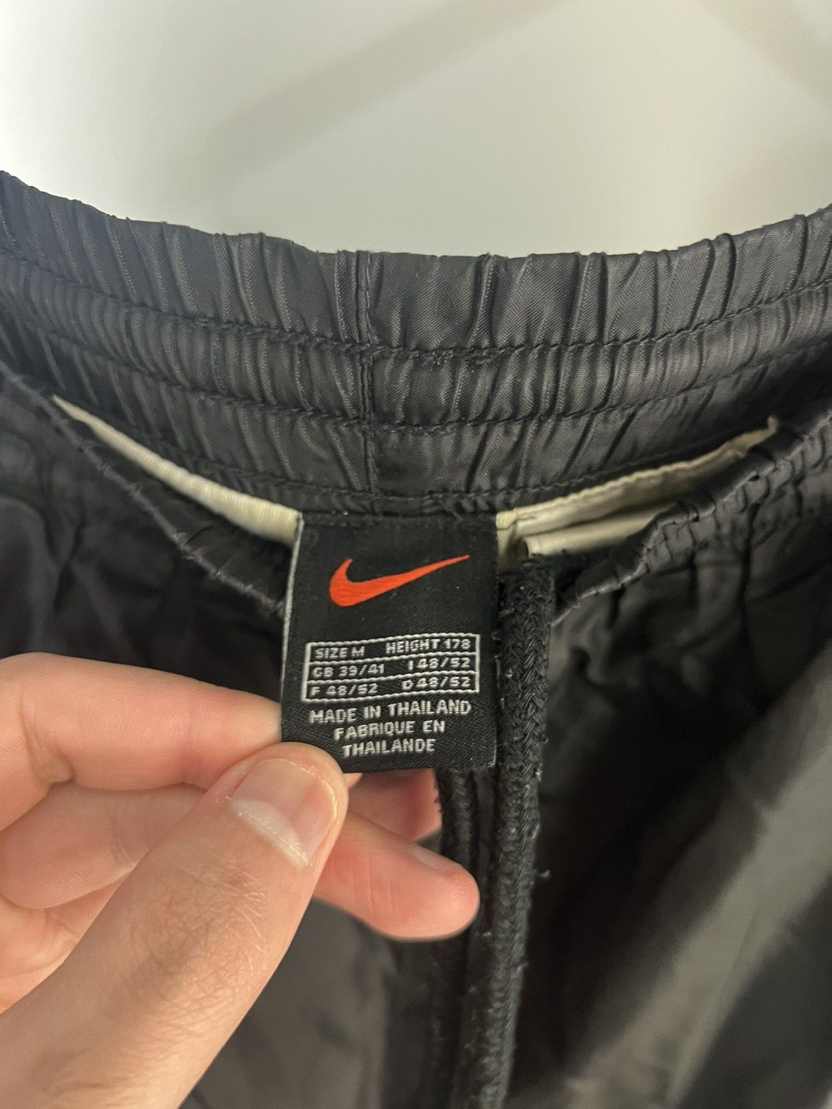 Nike × Vintage VERY RARE NIKE NYLON SWEATPANTS SWOOSH DRILL JAPAN STYLE 90s Size US 32 / EU 48 - 7 Thumbnail