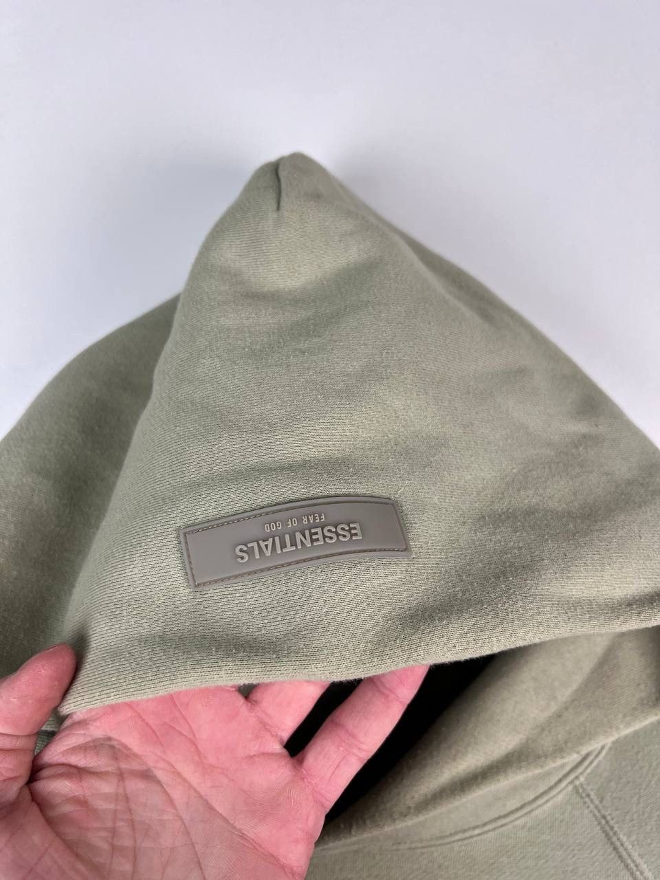 Fear of God Essentials Fear Of God streetwear hoodie size M Size US M / EU 48-50 / 2 - 4 Thumbnail