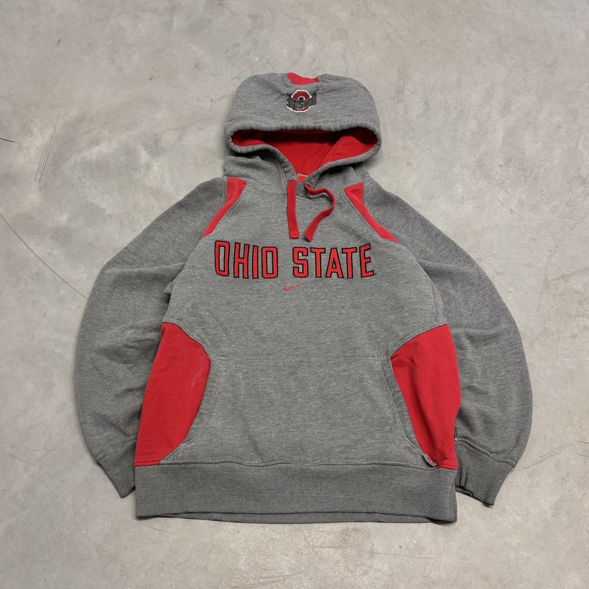 Vintage Vintage Ohio State Nike Center Swoosh Hoodie Size M Size US M / EU 48-50 / 2 - 1 Thumbnail