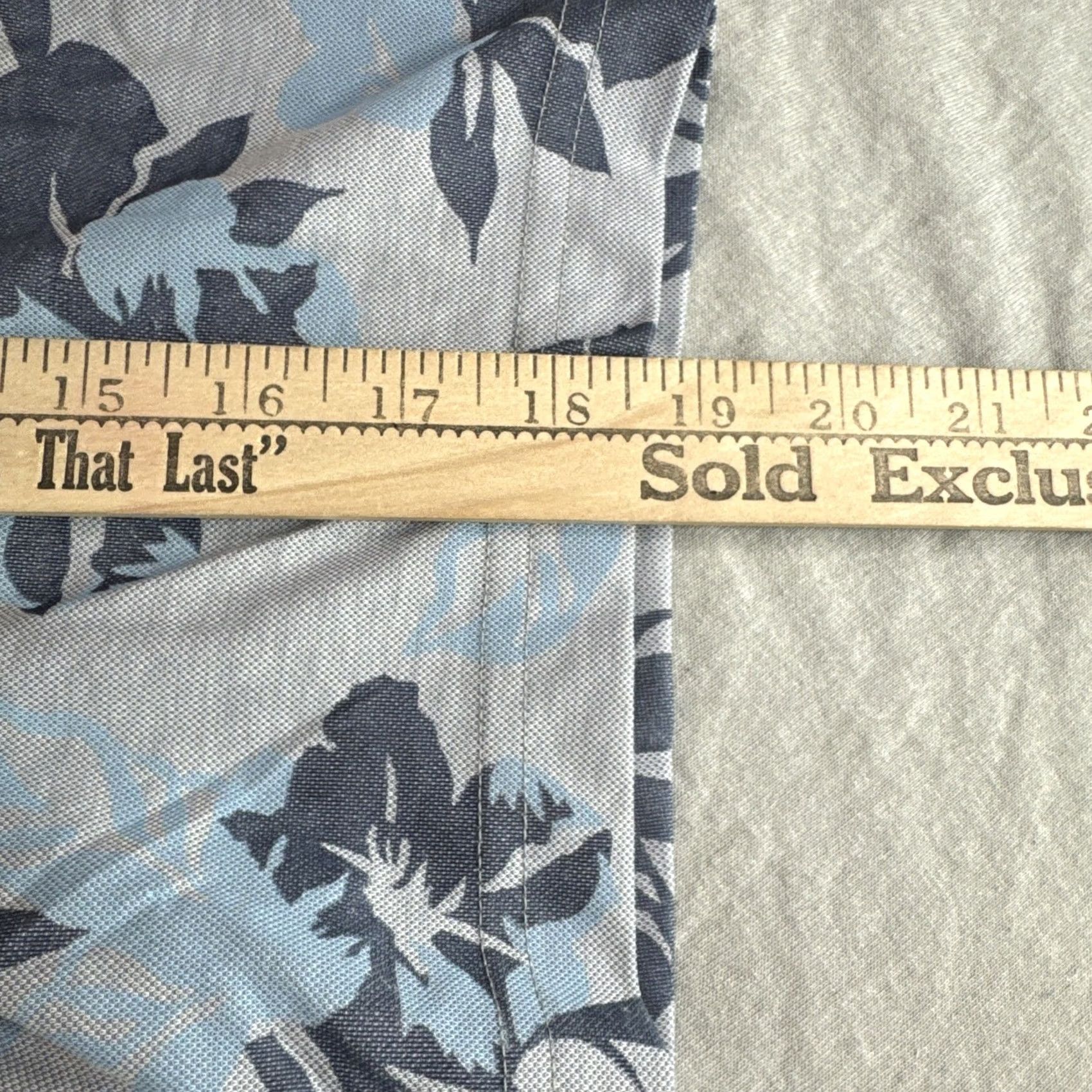 TravisMathew VINTAGE? No. Size US XXL / EU 58 / 5 - 4 Thumbnail