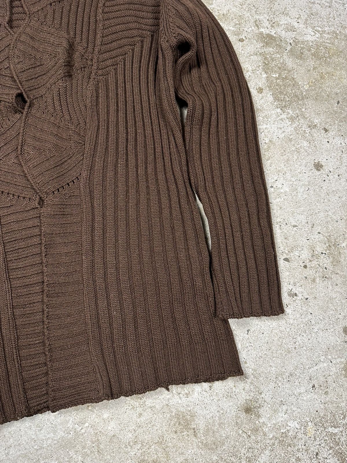Alexander McQueen Vintage FW 90s Alexander McQueen Wool Brown Runway Cardigan Size M / US 6-8 / IT 42-44 - 3 Thumbnail