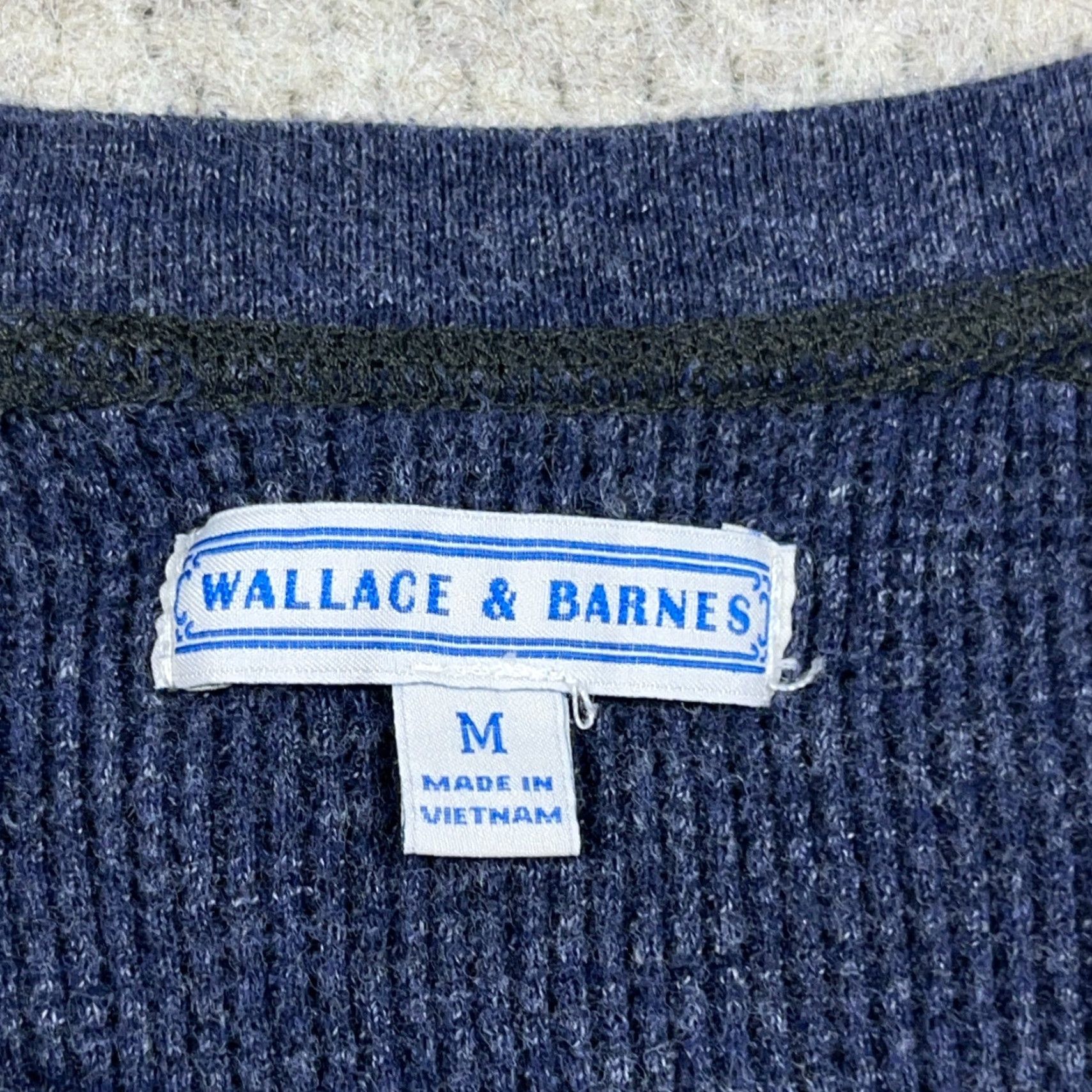 Wallace & Barnes Wallace & Barnes Shirt Men Medium Blue Henley Thermal Waffle Knit Base Layer Size US M / EU 48-50 / 2 - 3 Thumbnail