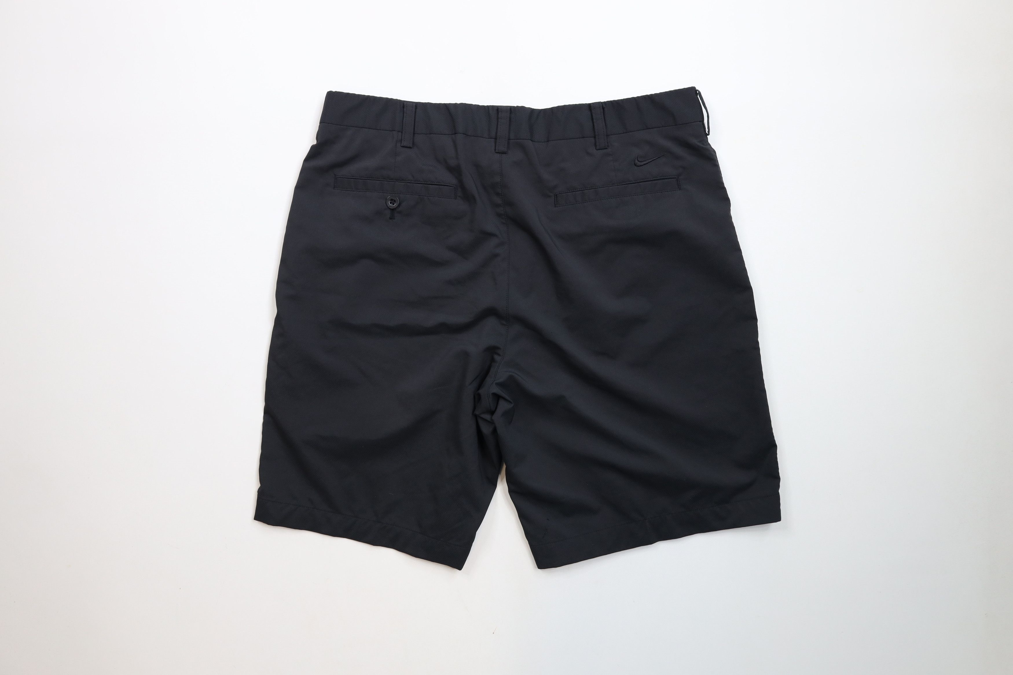 Nike × Vintage Nike Golf Flat Front Tech Golfing Golf Chino Shorts Black Size US 34 / EU 50 - 7 Thumbnail