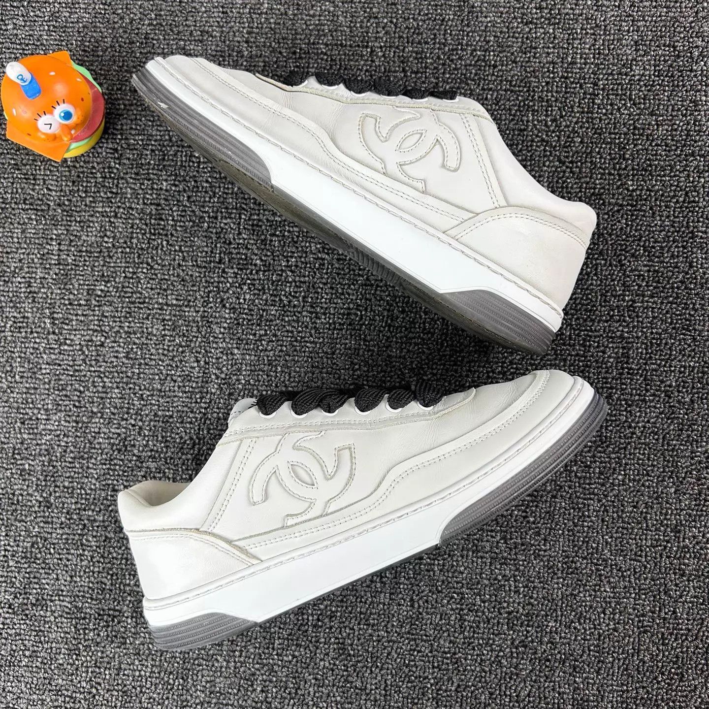 Chanel Chanel 24P White CC Sneakers 35.5 Women's Size US 4.5 / IT 34.5 - 4 Thumbnail