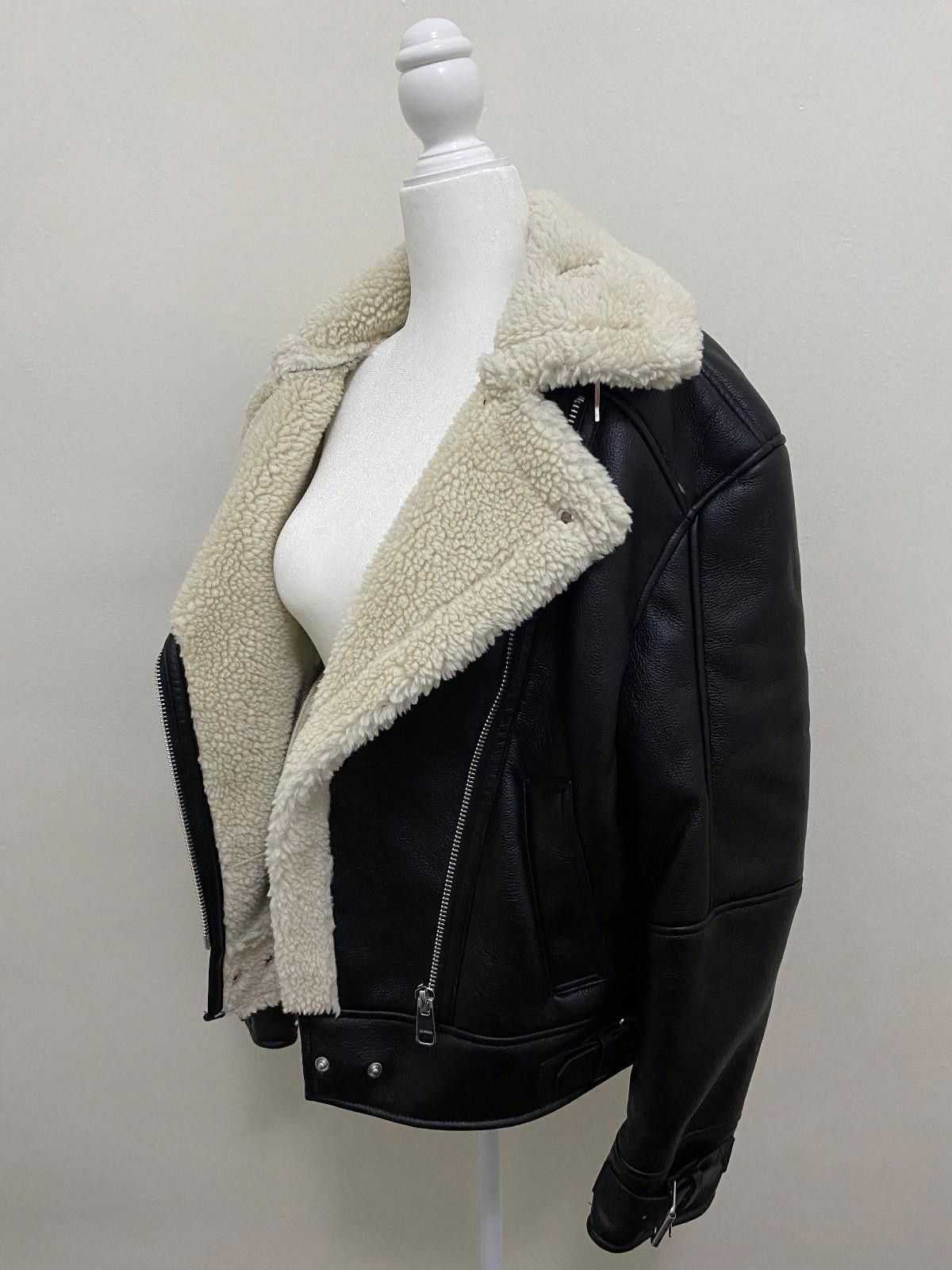 Bershka BERSHKA Shearling Trim Aviator Jacket in Black (X-SMALL) Size XS / US 0-2 / IT 36-38 - 6 Thumbnail