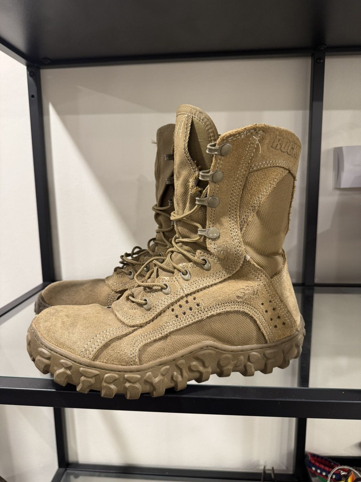 Vibram Military Desert Combat Boots Special Ops Coyote Vibram Sole Size US 8 / EU 41 - 1 Thumbnail