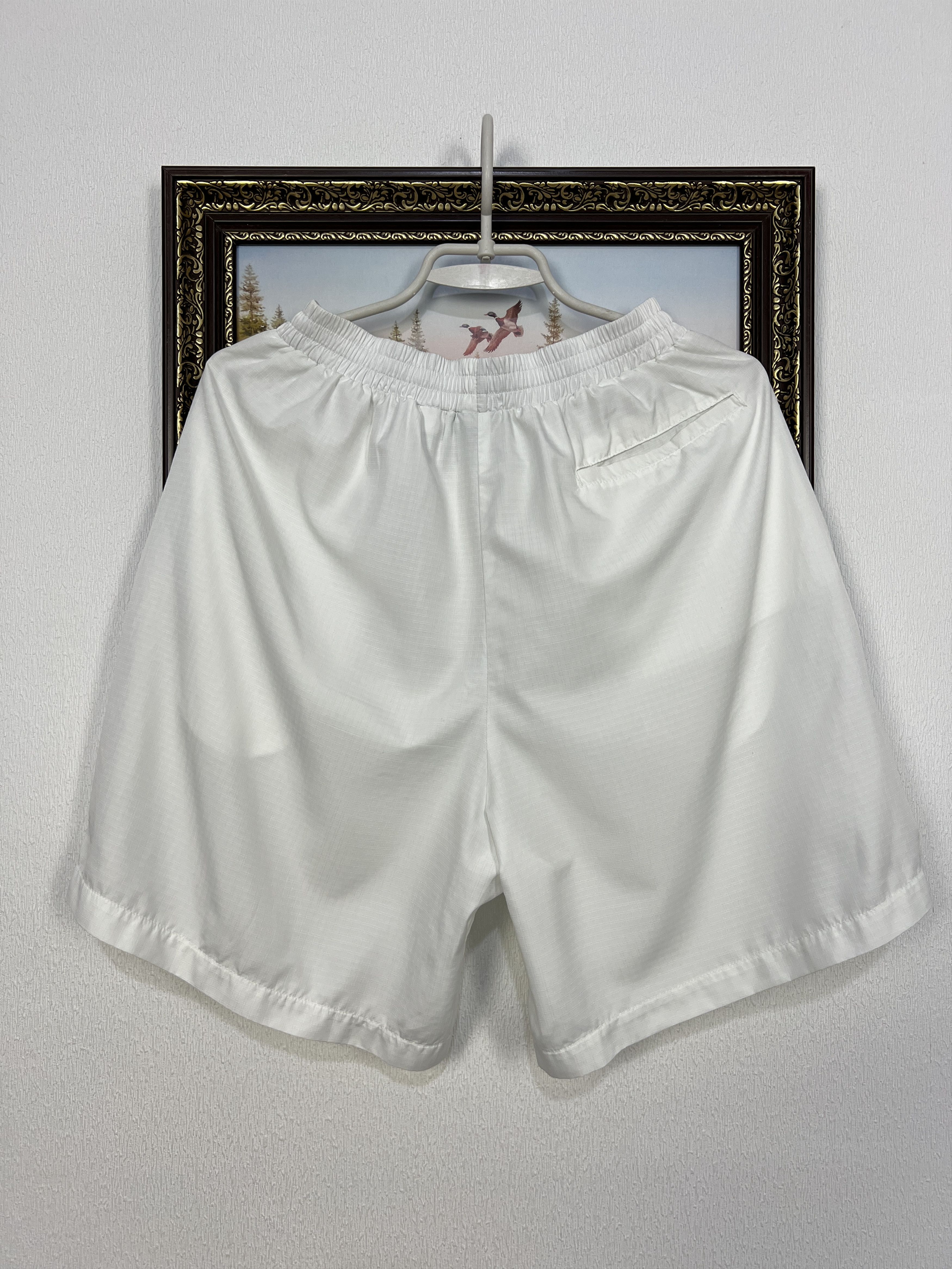 Nike Vintage Nike Court Andre Agassi White Shorts Mens Tennis M Size US 32 / EU 48 - 8 Thumbnail