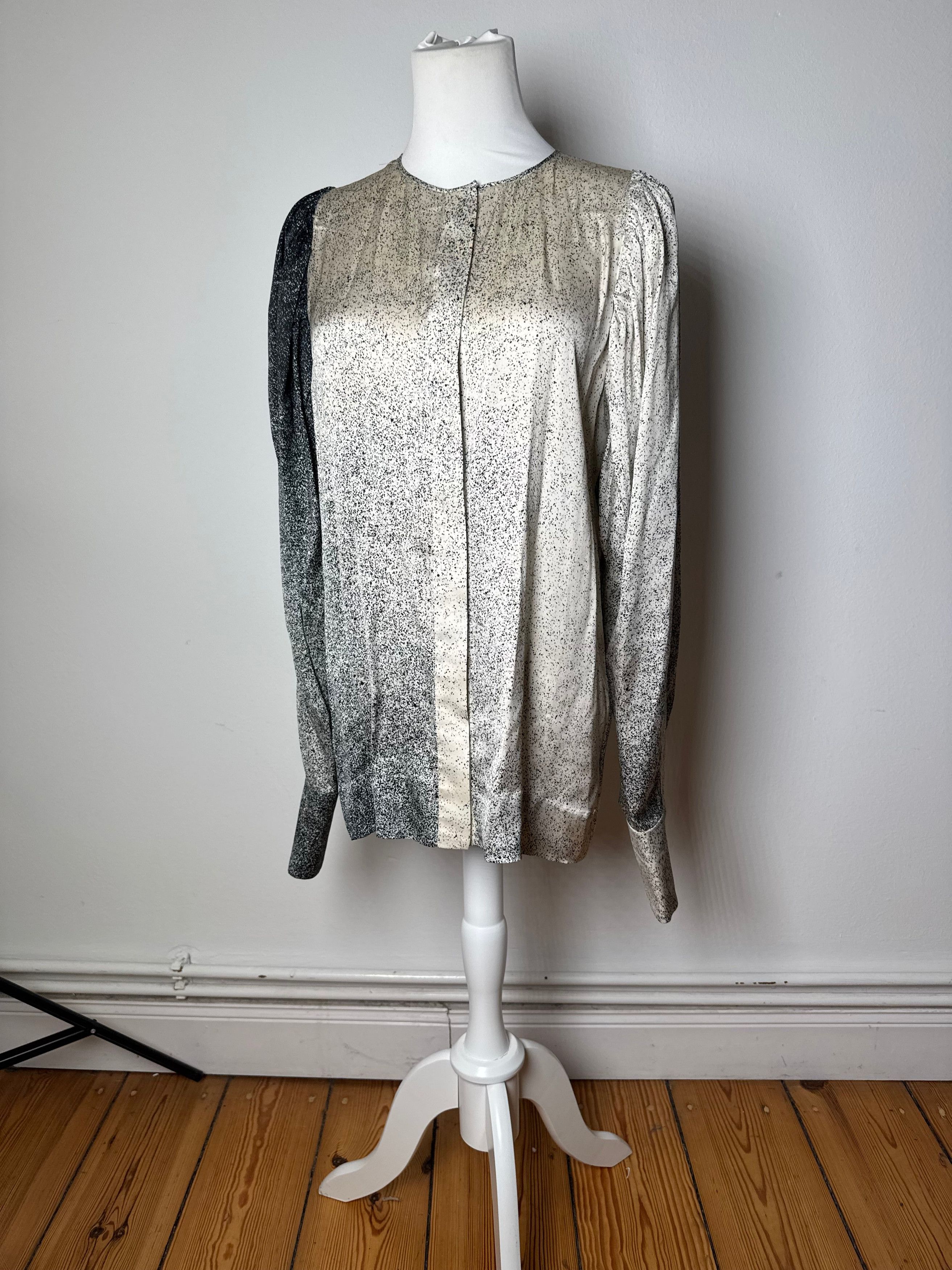 Stella McCartney Stella Mc Cartney Avstract Silk Shirt Grey/Black/White M Size M / US 6-8 / IT 42-44 - 1 Thumbnail