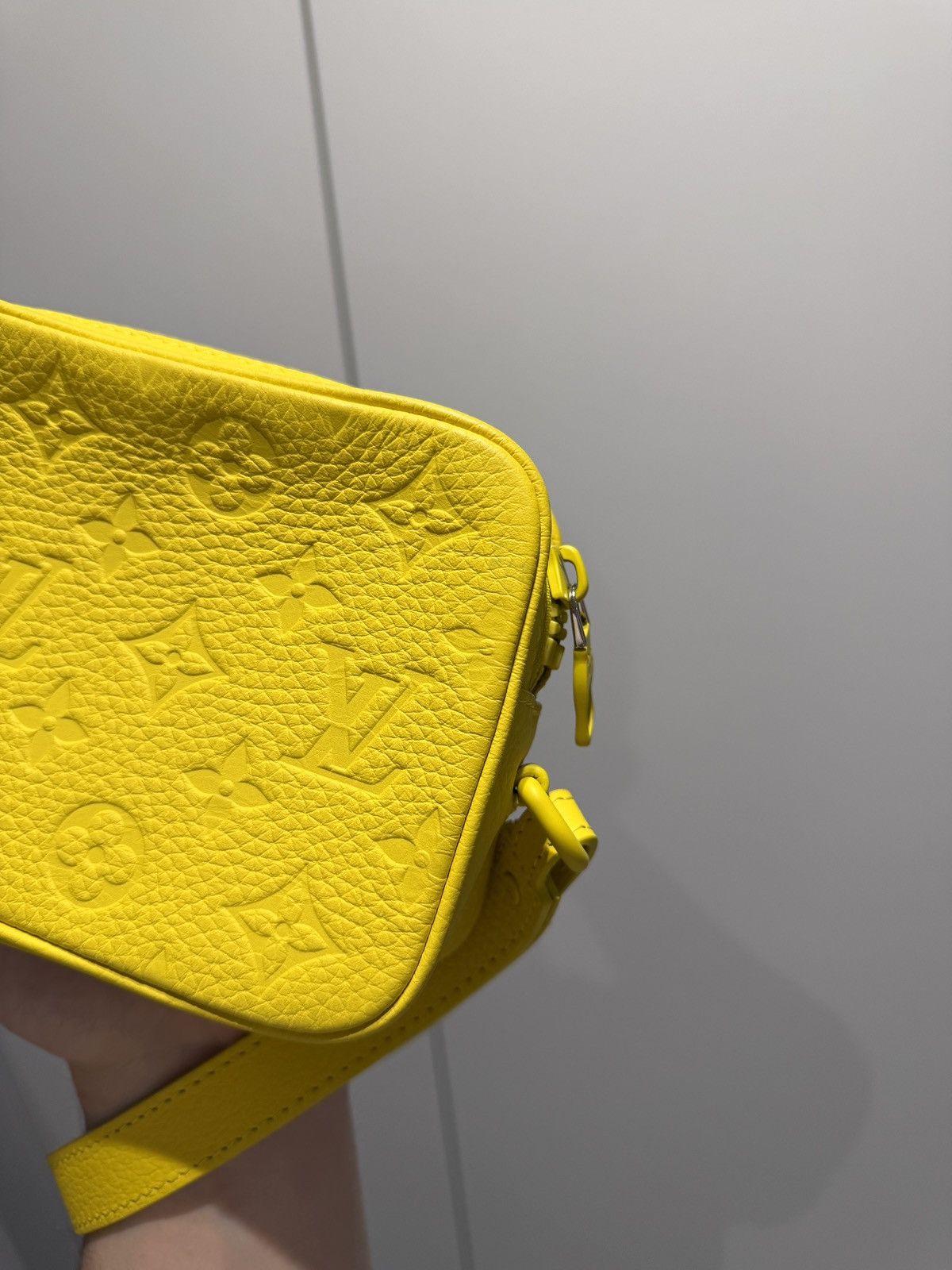 Louis Vuitton LOUIS VUITTON Monogram Taurillon Pochette Volga Clutch Bag Size ONE SIZE - 12 Thumbnail