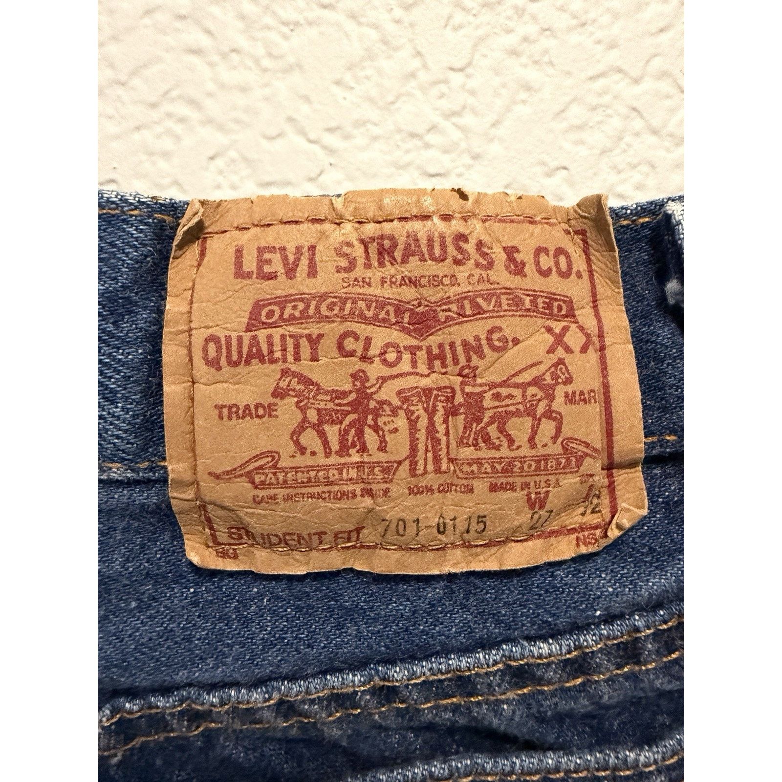 Levi's Vintage Levi’s 701 Jeans 27x31 Made USA Denim Button Fly Size US 27 - 4 Thumbnail