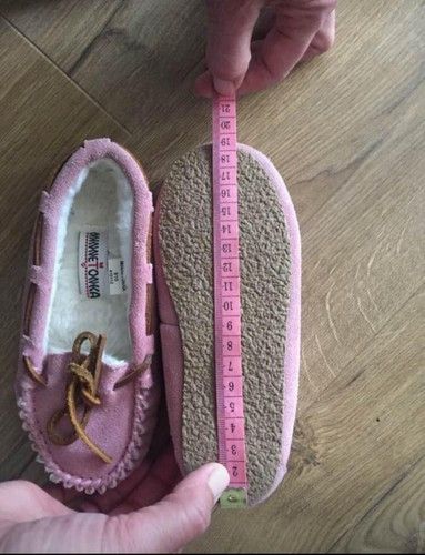 Minnetonka NEW* Minnetonka Girls Pink Suede Faux Fur Moccasins Size US 11 / IT 41 - 4 Thumbnail